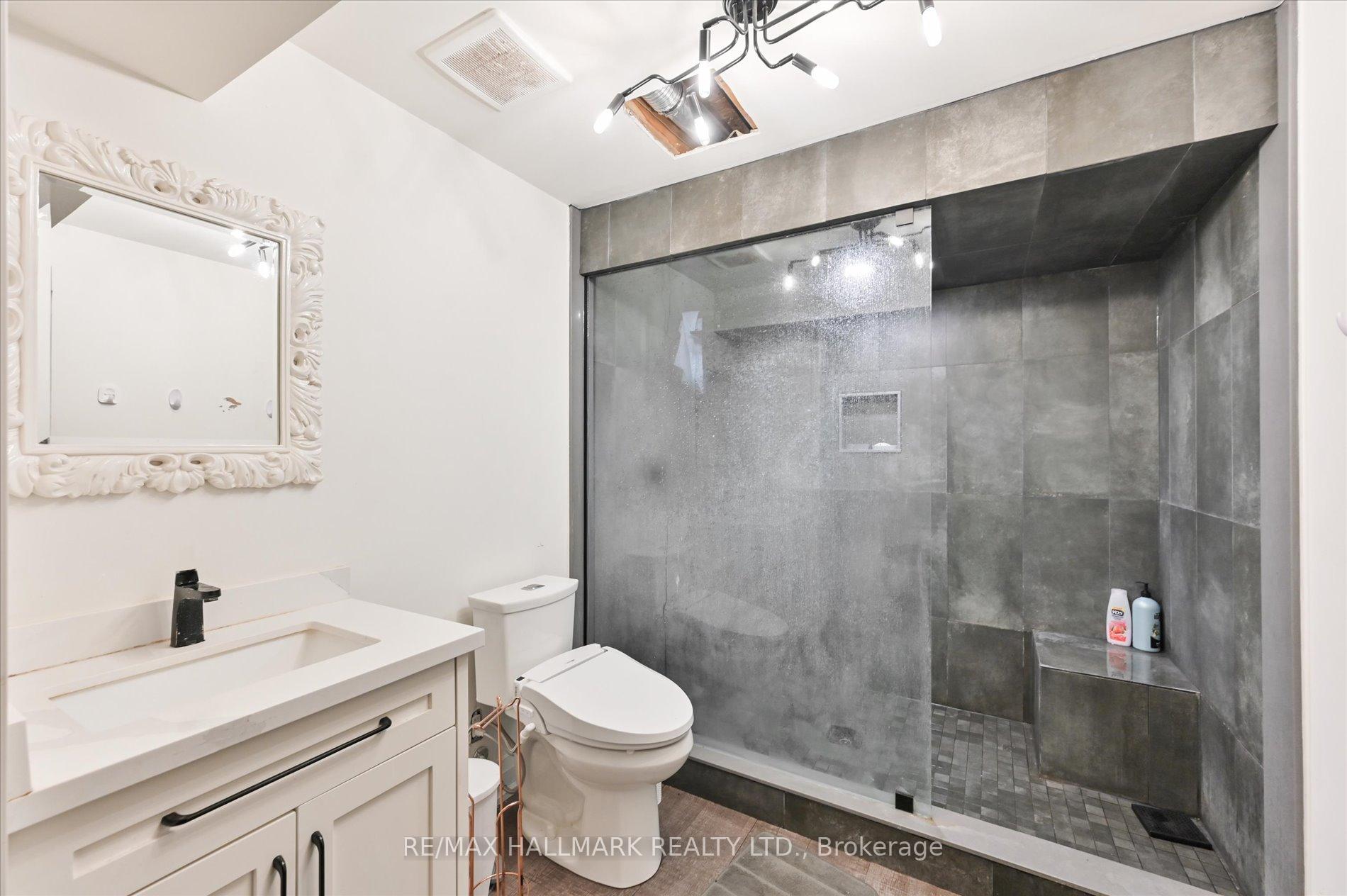 Photo 31 of 122 Widdifield Avenue, Newmarket, Armitage — HOMEH