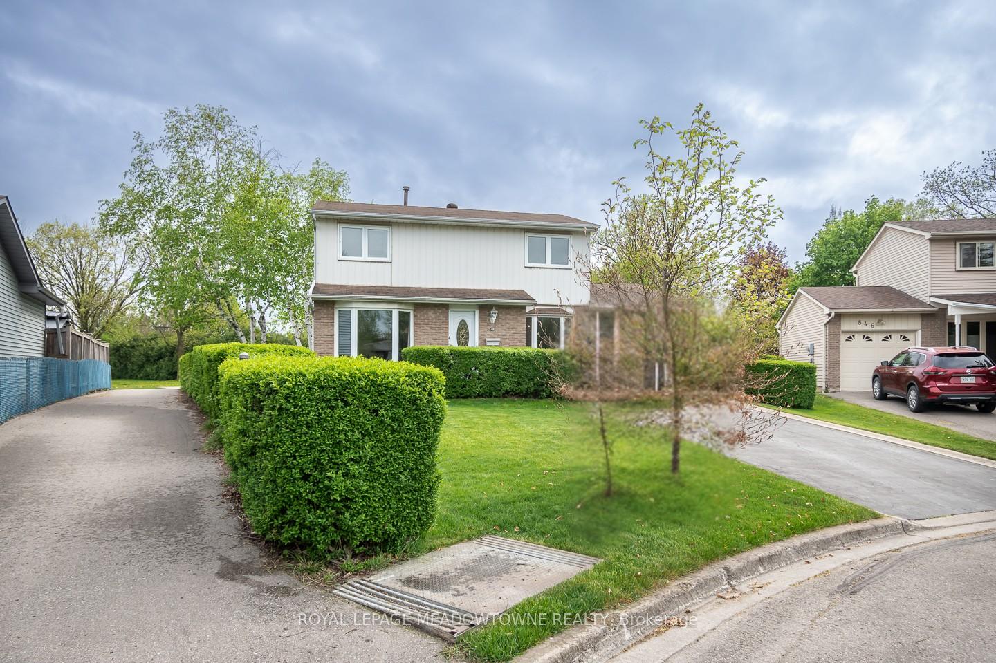 Photo 2 of 852 Edison Court, Milton, Dorset Park — HOMEH