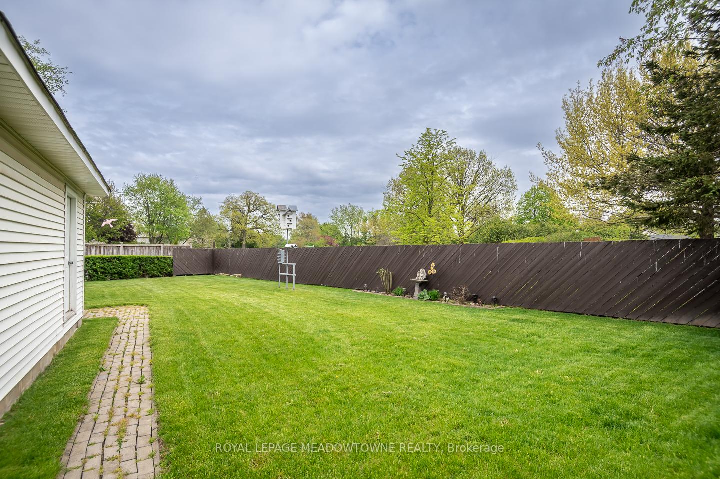 Photo 6 of 852 Edison Court, Milton, Dorset Park — HOMEH