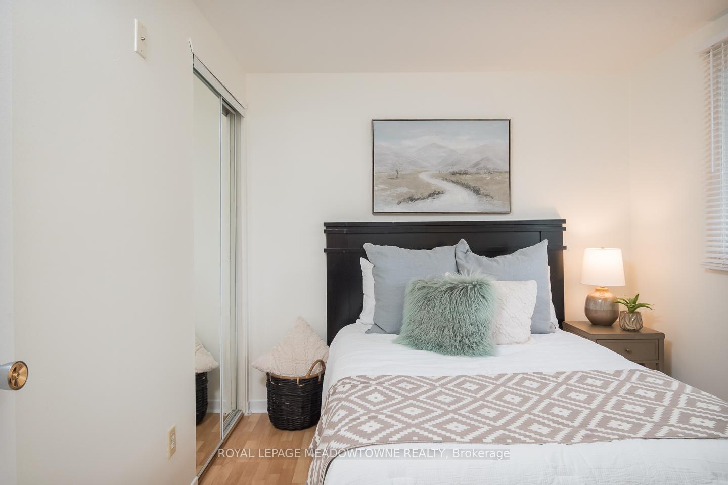 Photo 20 of 852 Edison Court, Milton, Dorset Park — HOMEH