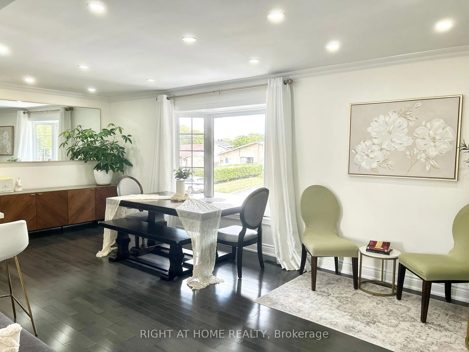 Photo 6 of 808 Sanok Drive, Pickering, West Shore — HOMEH