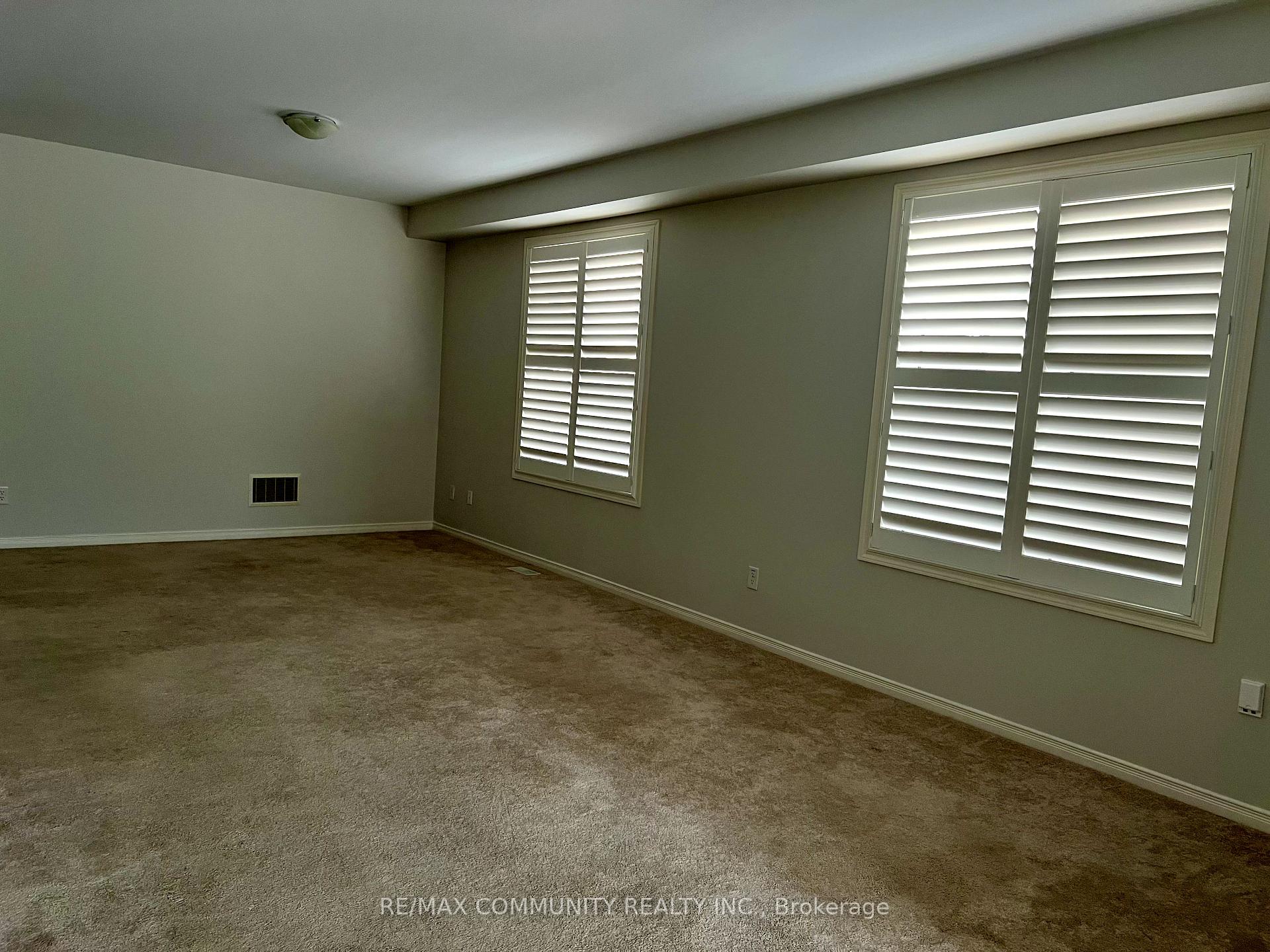 Photo 5 of 2538 Stallion Drive, Oshawa, Windfields — HOMEH