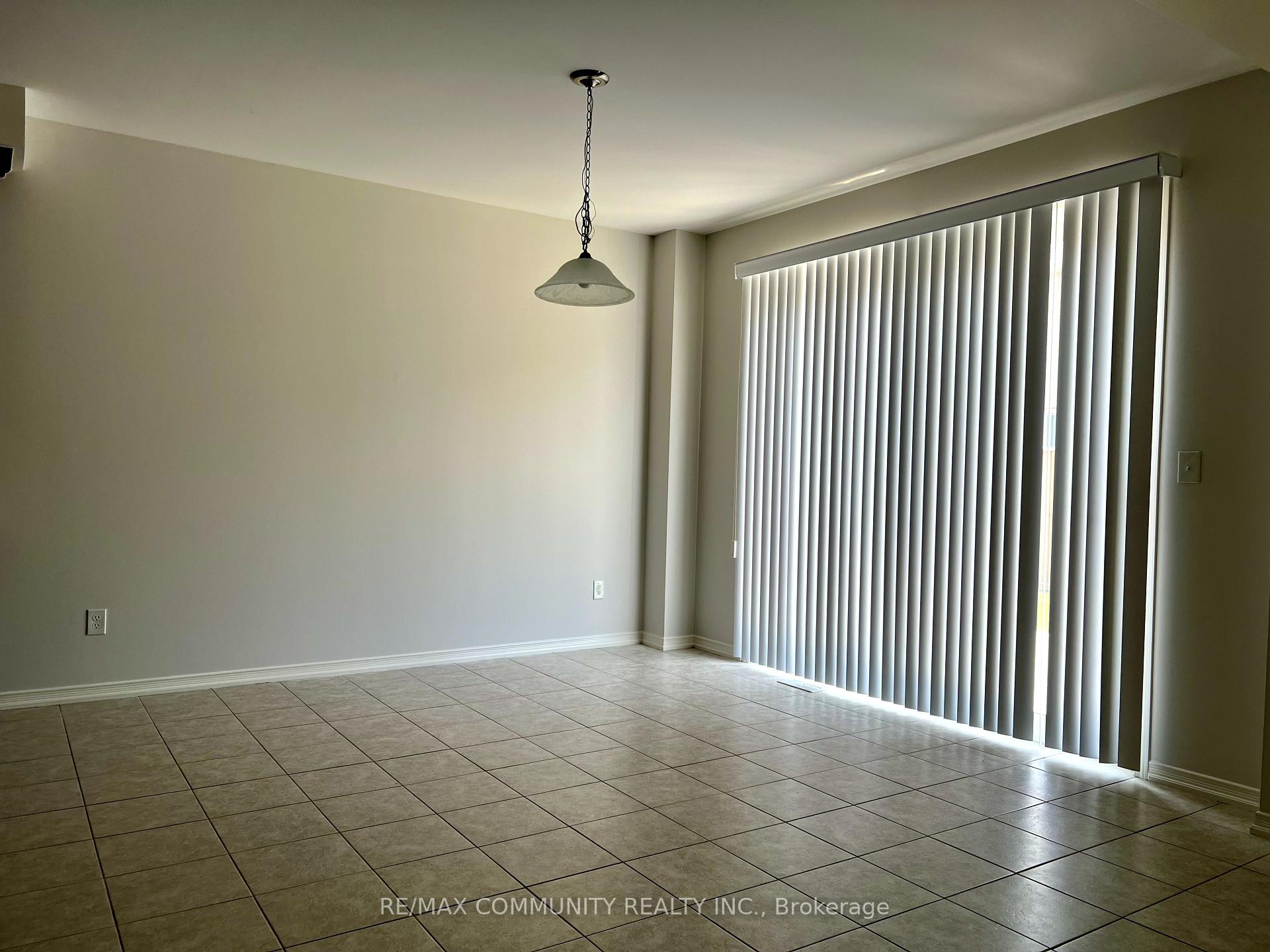 Photo 11 of 2538 Stallion Drive, Oshawa, Windfields — HOMEH