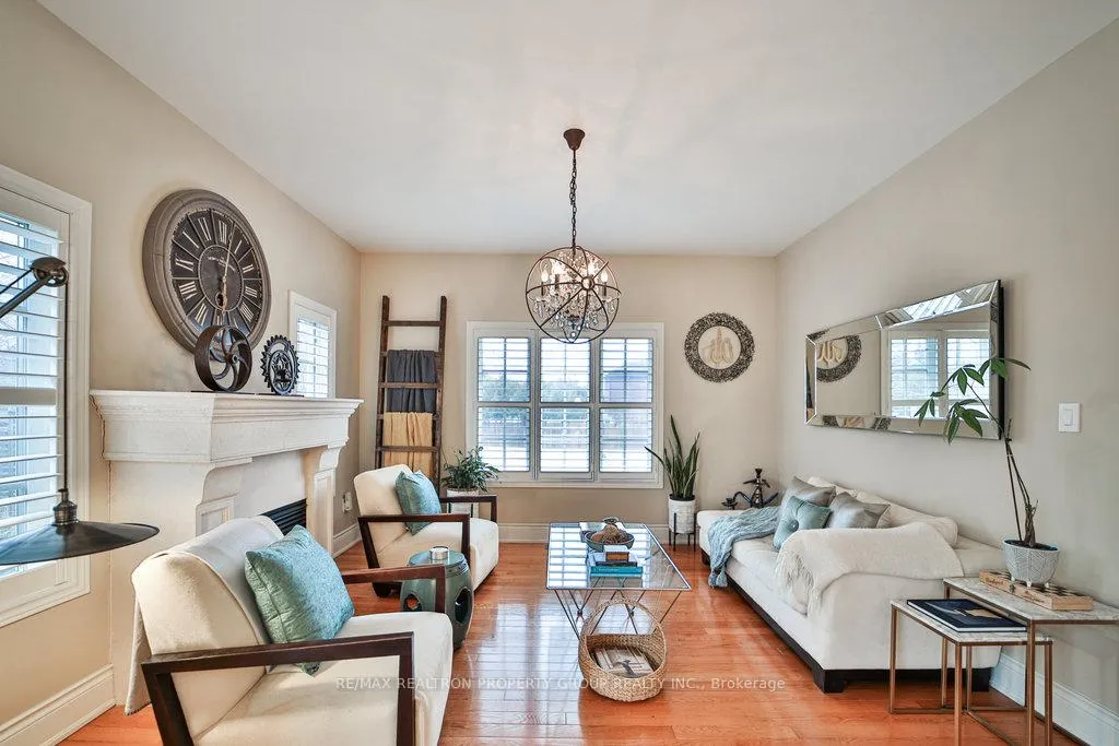 Photo 6 of 168 Twyn Rivers Drive, Pickering, Rougemount — HOMEH