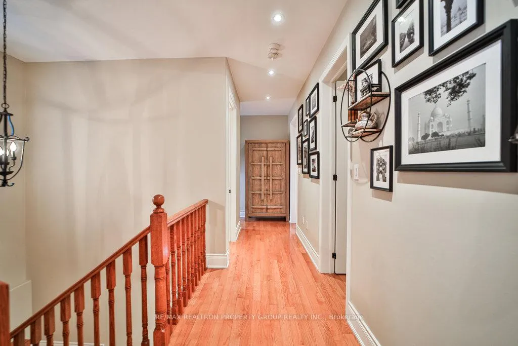 Photo 14 of 168 Twyn Rivers Drive, Pickering, Rougemount — HOMEH