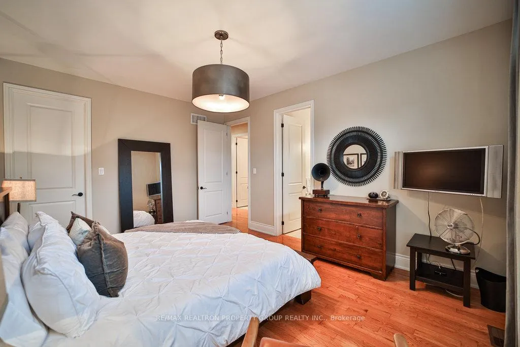 Photo 17 of 168 Twyn Rivers Drive, Pickering, Rougemount — HOMEH