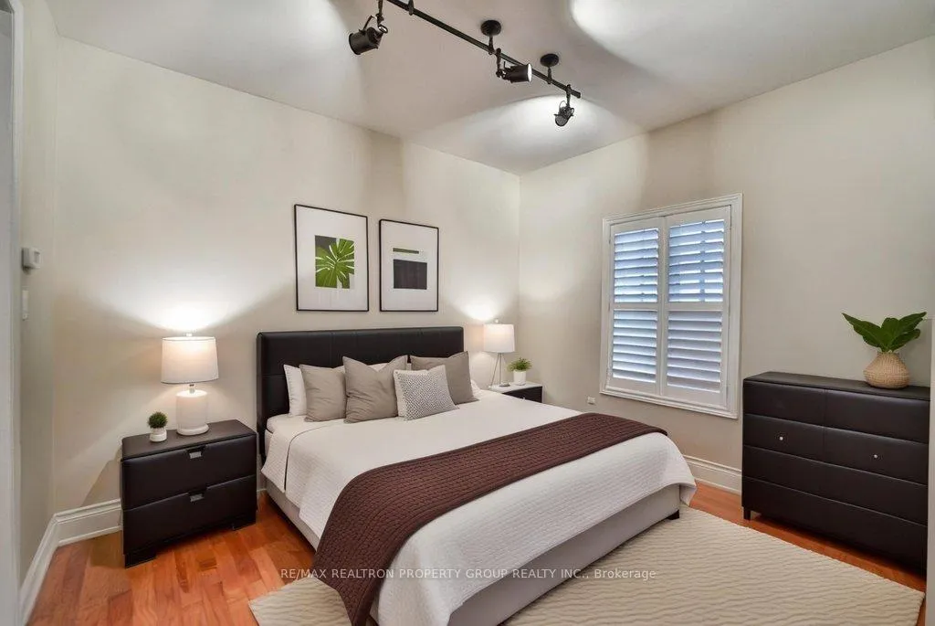 Photo 26 of 168 Twyn Rivers Drive, Pickering, Rougemount — HOMEH