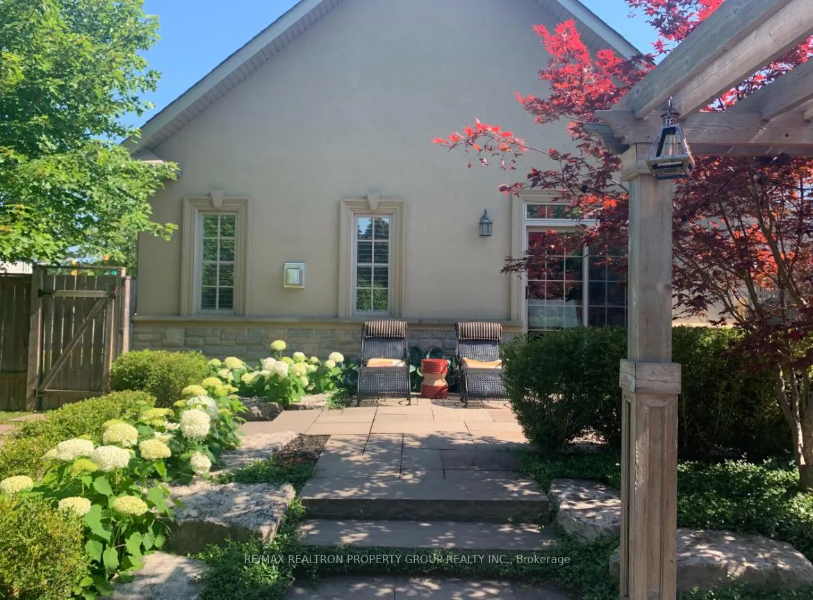 Photo 38 of 168 Twyn Rivers Drive, Pickering, Rougemount — HOMEH