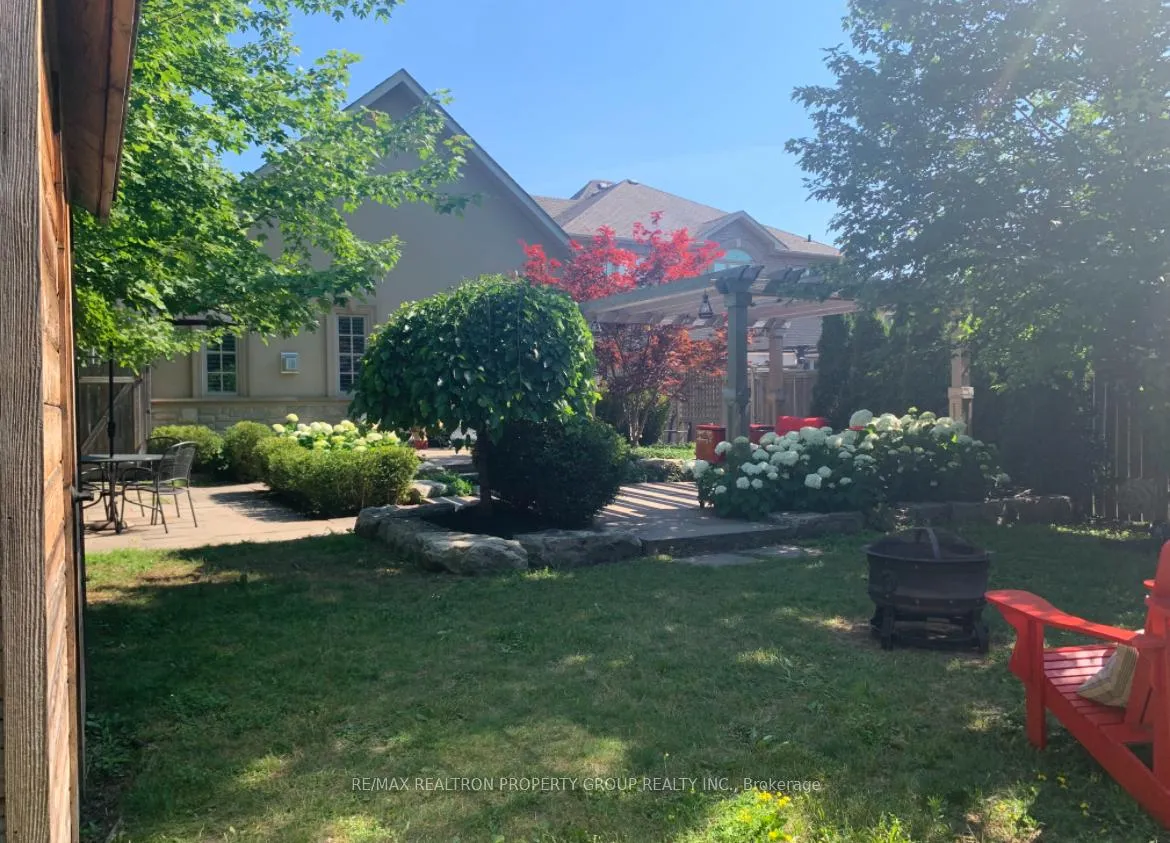 Photo 45 of 168 Twyn Rivers Drive, Pickering, Rougemount — HOMEH