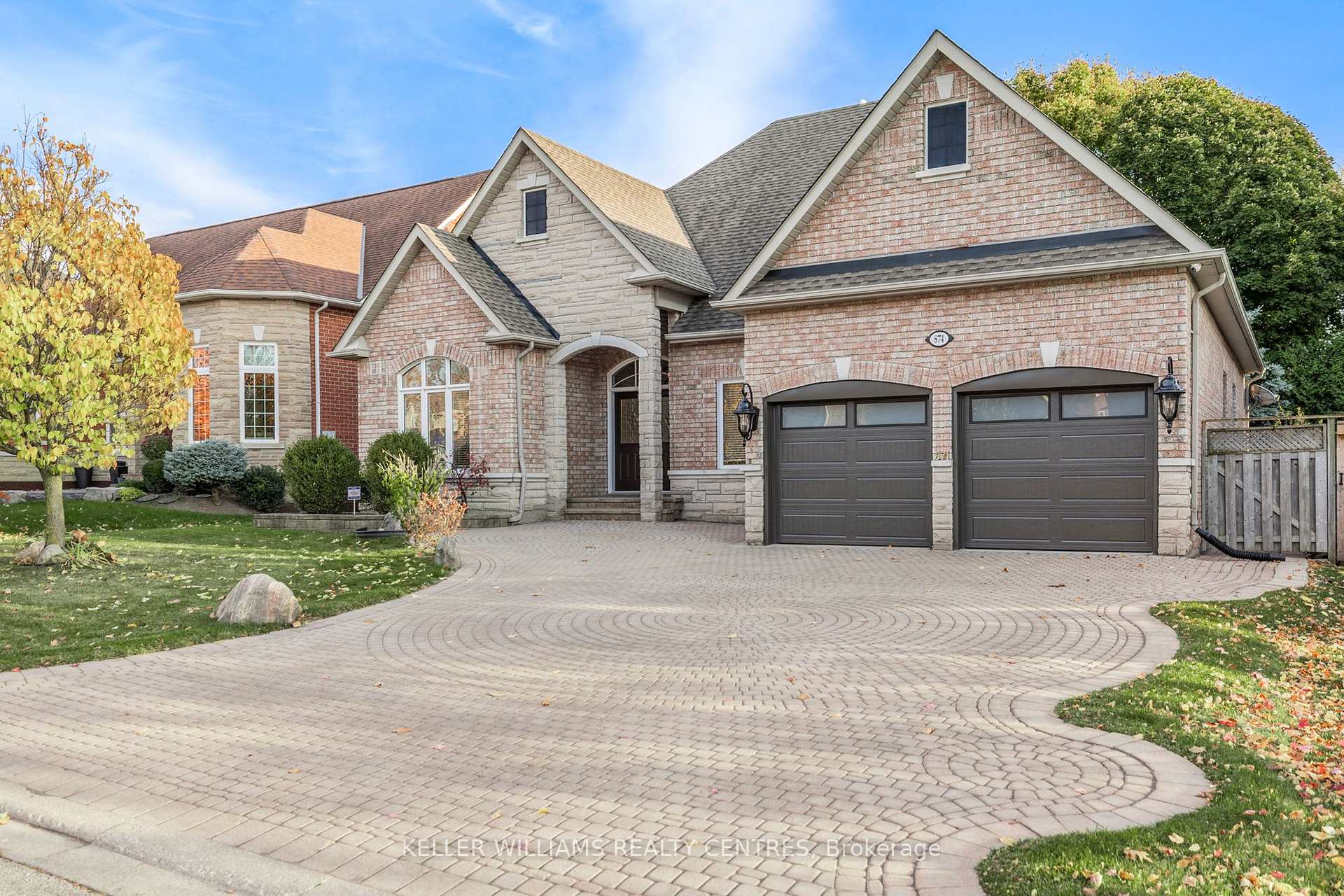 Photo 2 of 874 Best Circle, Newmarket, Stonehaven-Wyndham — HOMEH