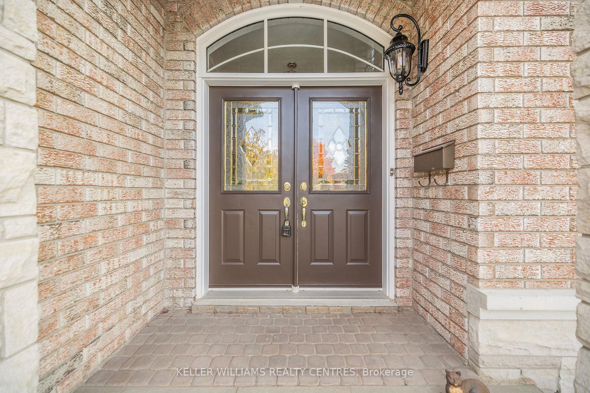 Photo 5 of 874 Best Circle, Newmarket, Stonehaven-Wyndham — HOMEH