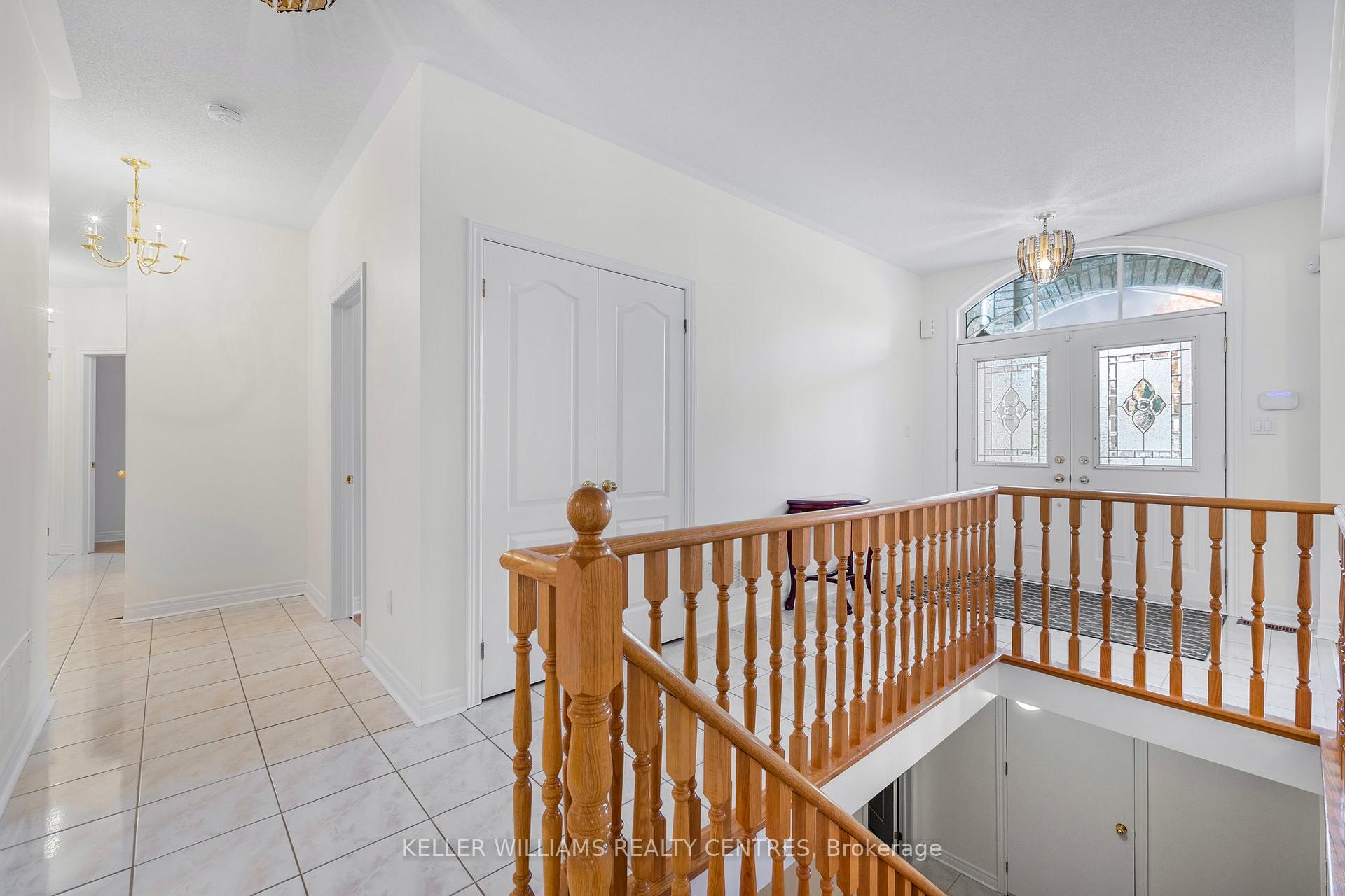 Photo 11 of 874 Best Circle, Newmarket, Stonehaven-Wyndham — HOMEH