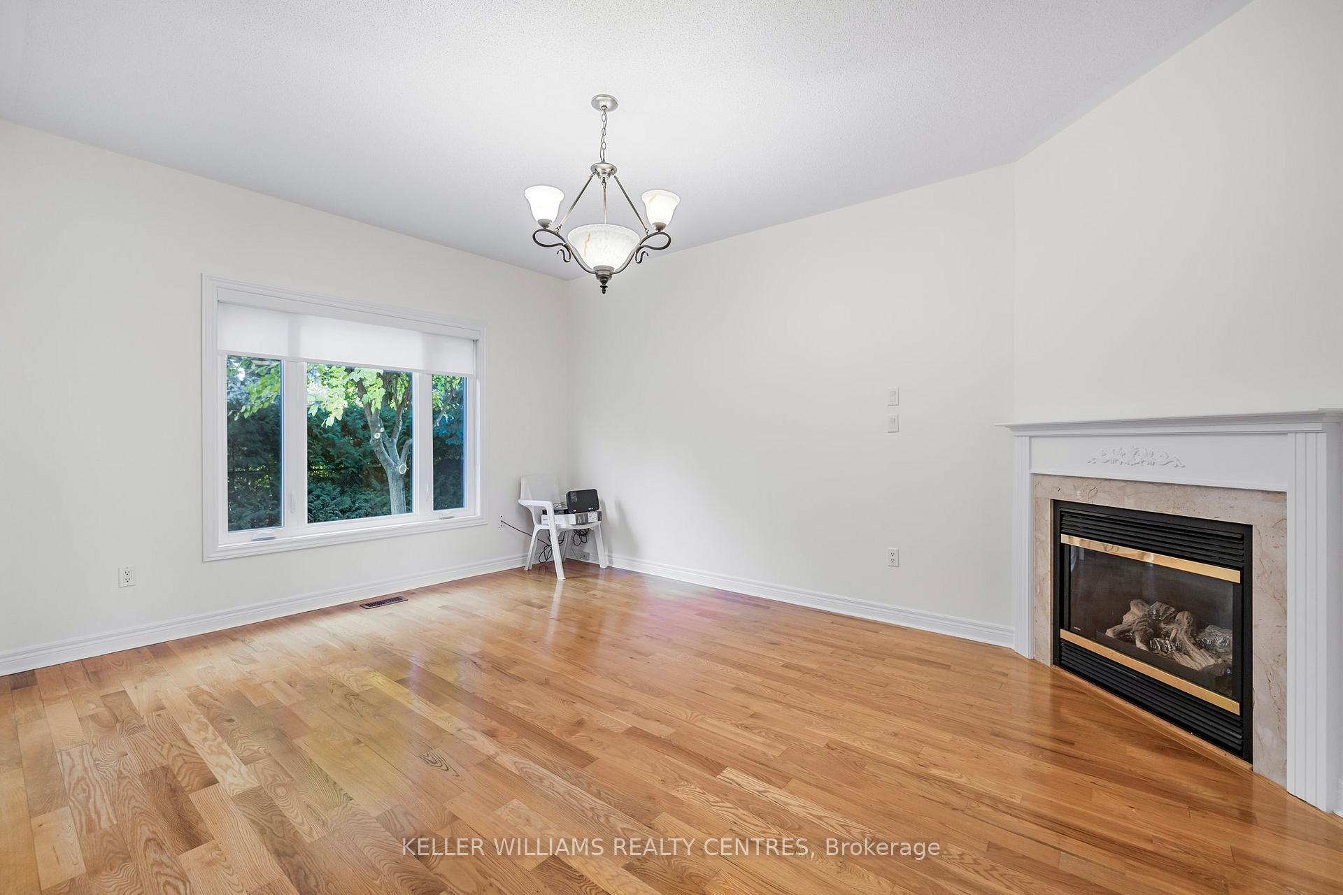 Photo 17 of 874 Best Circle, Newmarket, Stonehaven-Wyndham — HOMEH