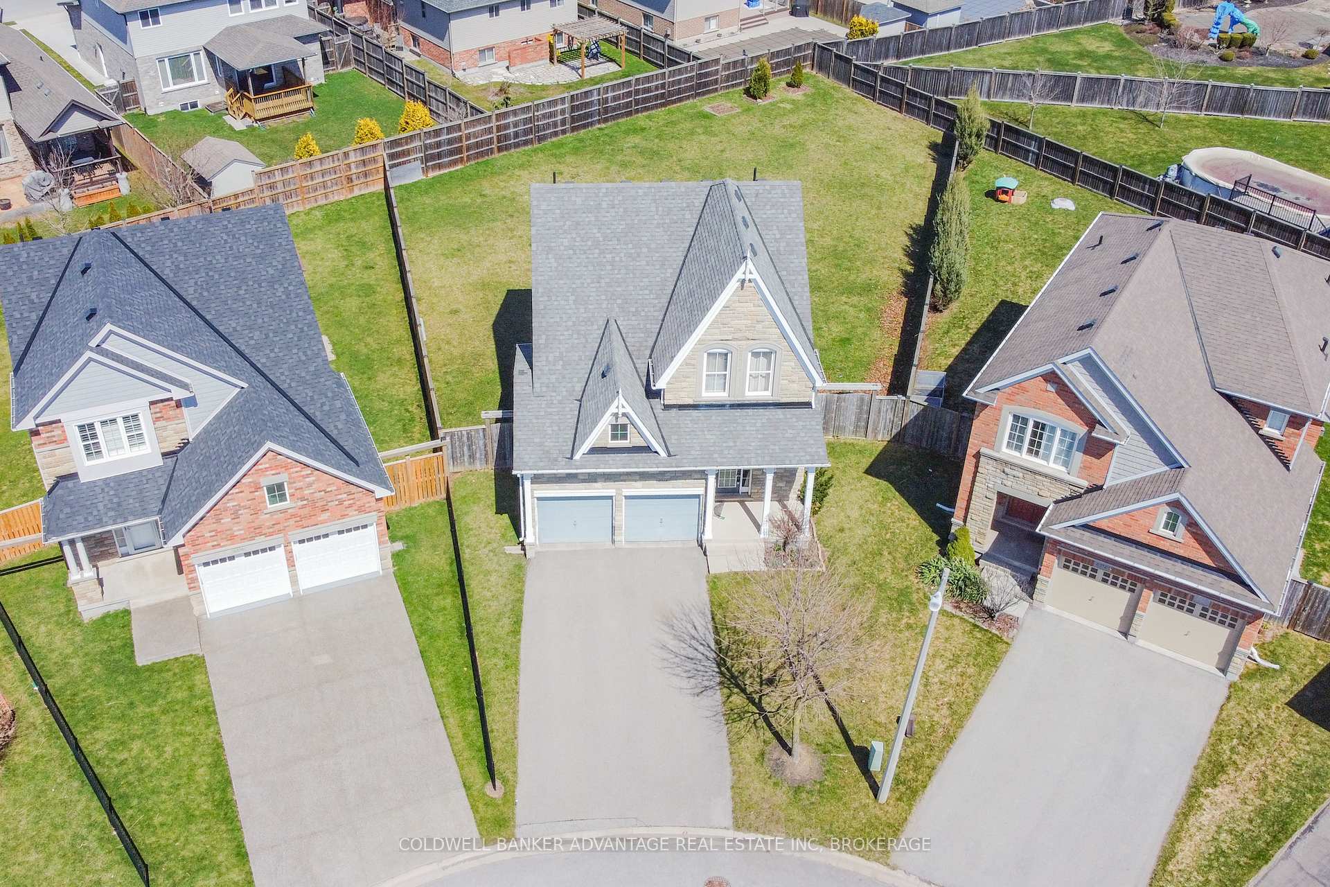 Front of 6366 Dilalla Crescent