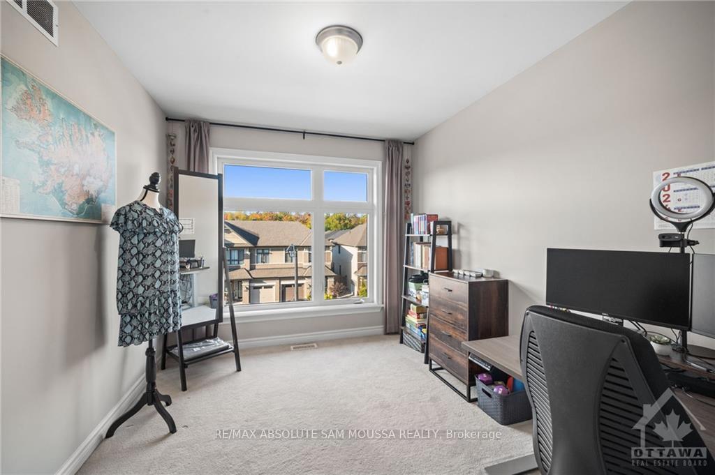Photo 12 of 106 Wild Calla Way, Ottawa, Mer Bleue/Bradley Estates/Anderson Park — HOMEH
