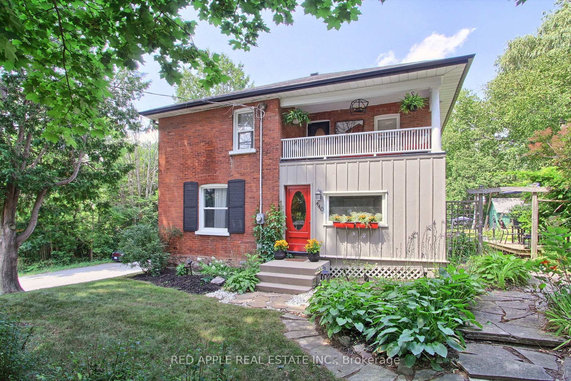 Photo 2 of 440 Whitevale Road, Pickering, Rural Pickering — HOMEH