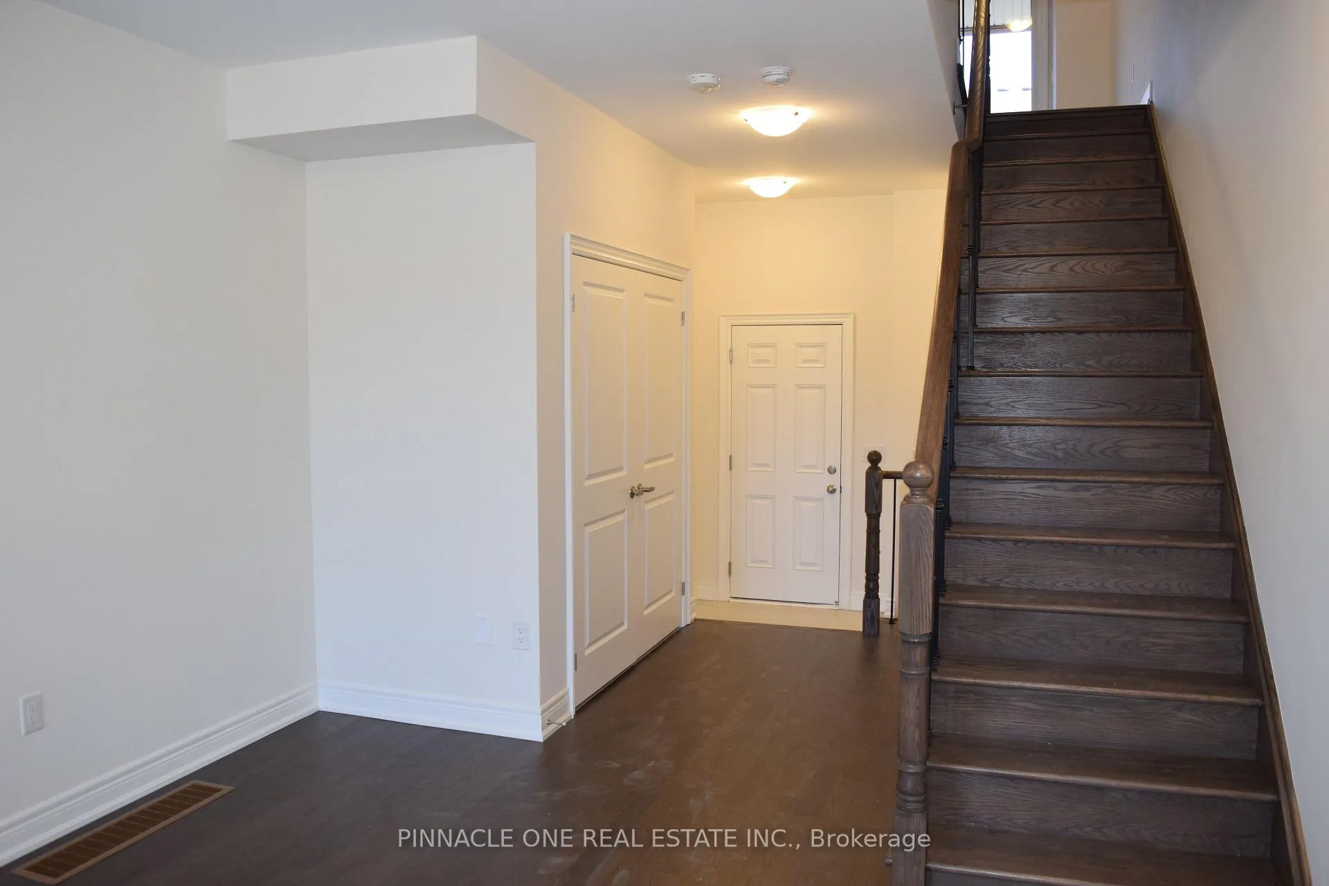 Photo 4 of 2958 Whites Road, Pickering, Rural Pickering — HOMEH