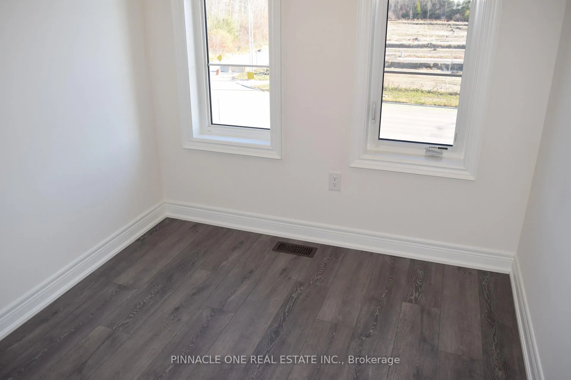 Photo 33 of 2958 Whites Road, Pickering, Rural Pickering — HOMEH