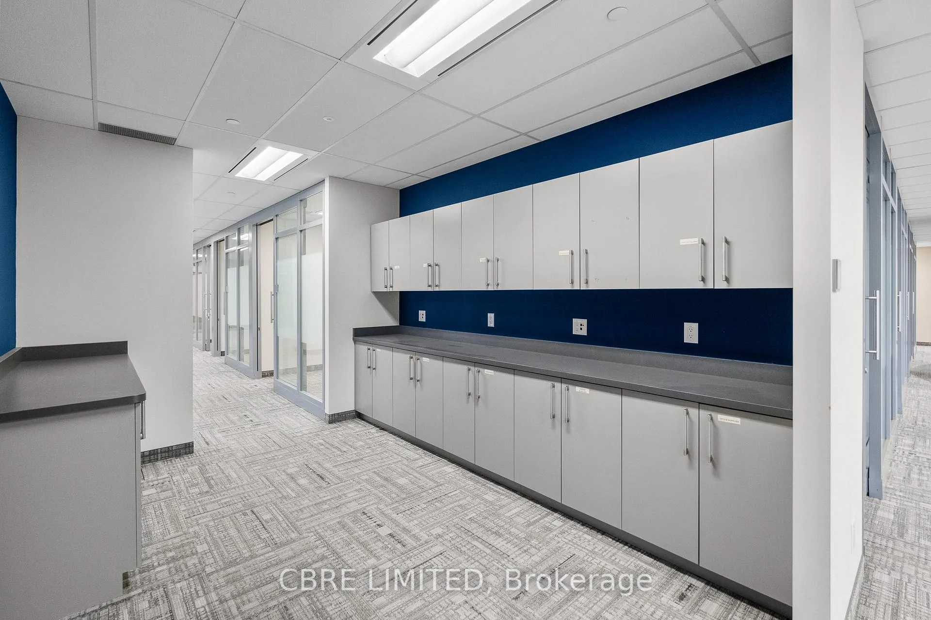 Photo 4 of 3428 Monica Dr, Mississauga, Sheridan — HOMEH