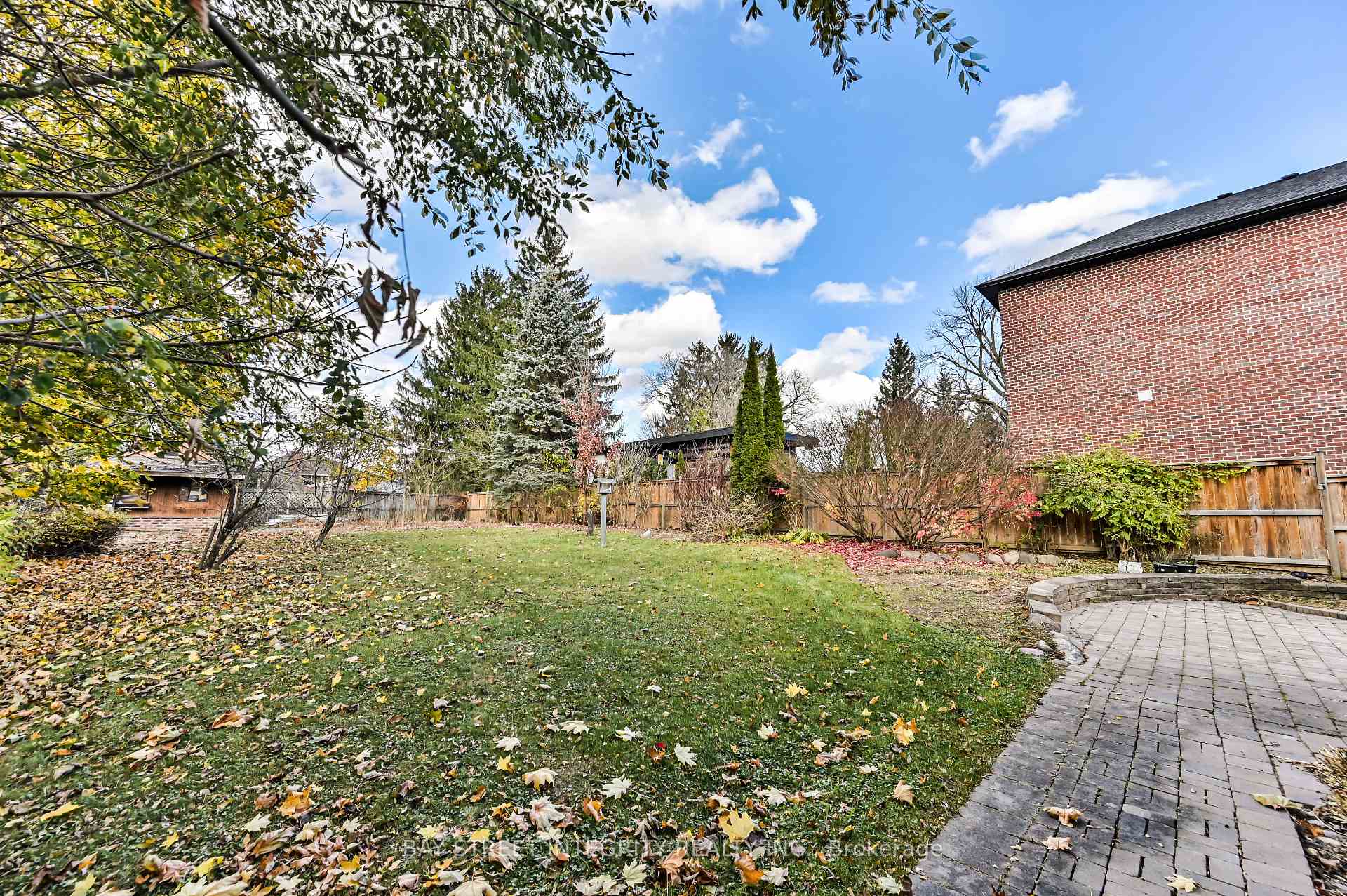 Photo 35 of 91 Roxborough Road, Newmarket, Gorham-College Manor — HOMEH