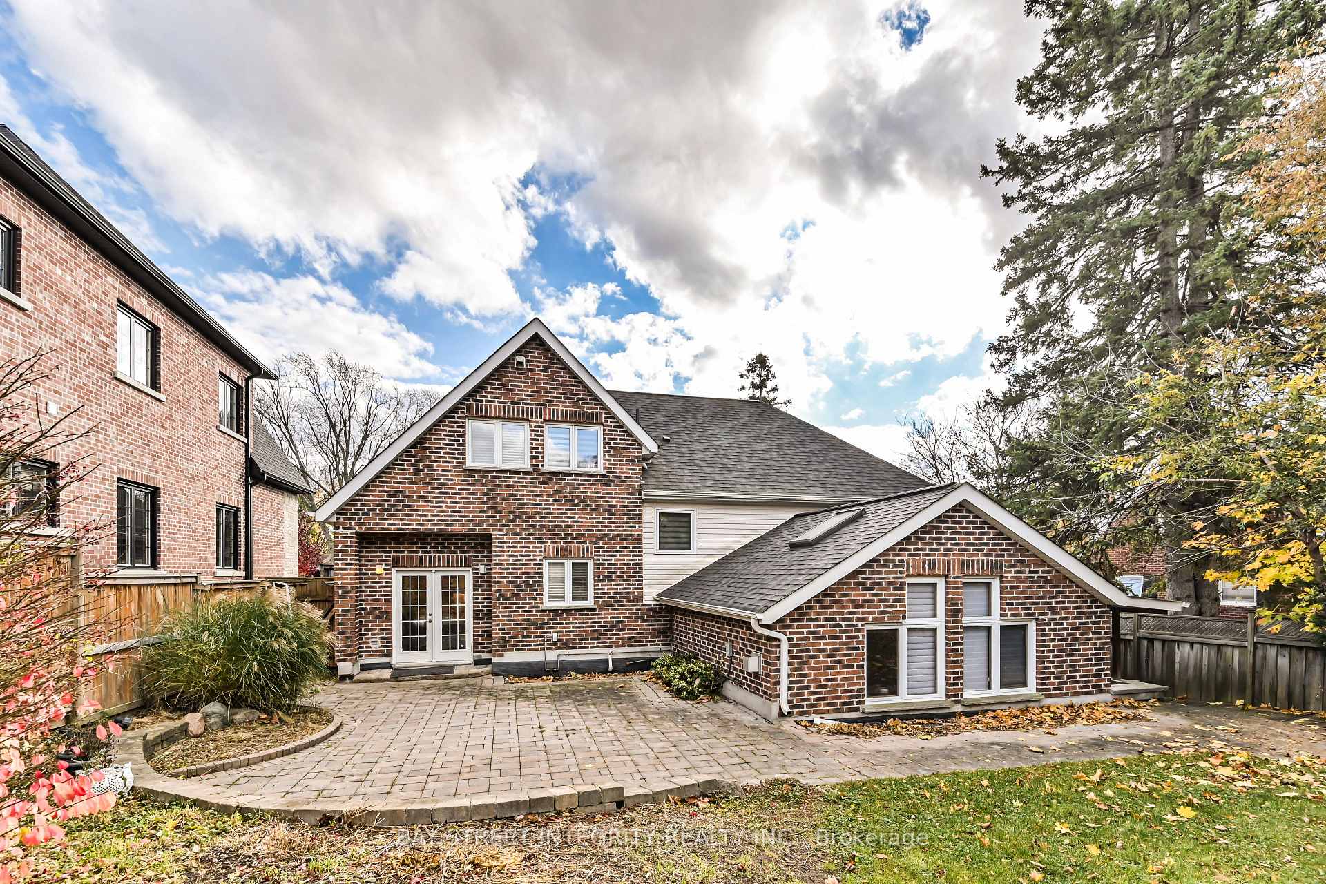 Photo 37 of 91 Roxborough Road, Newmarket, Gorham-College Manor — HOMEH