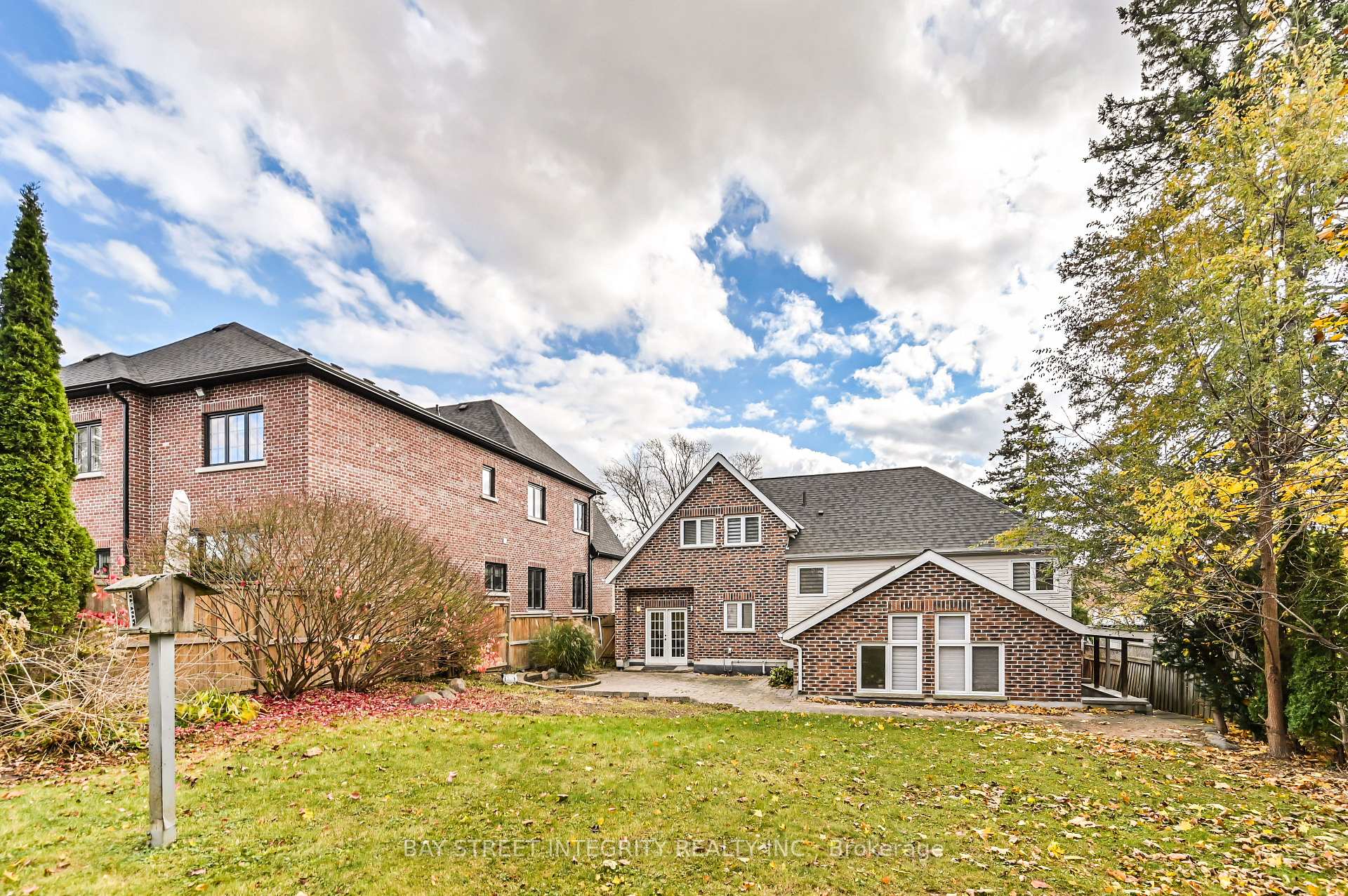 Photo 39 of 91 Roxborough Road, Newmarket, Gorham-College Manor — HOMEH