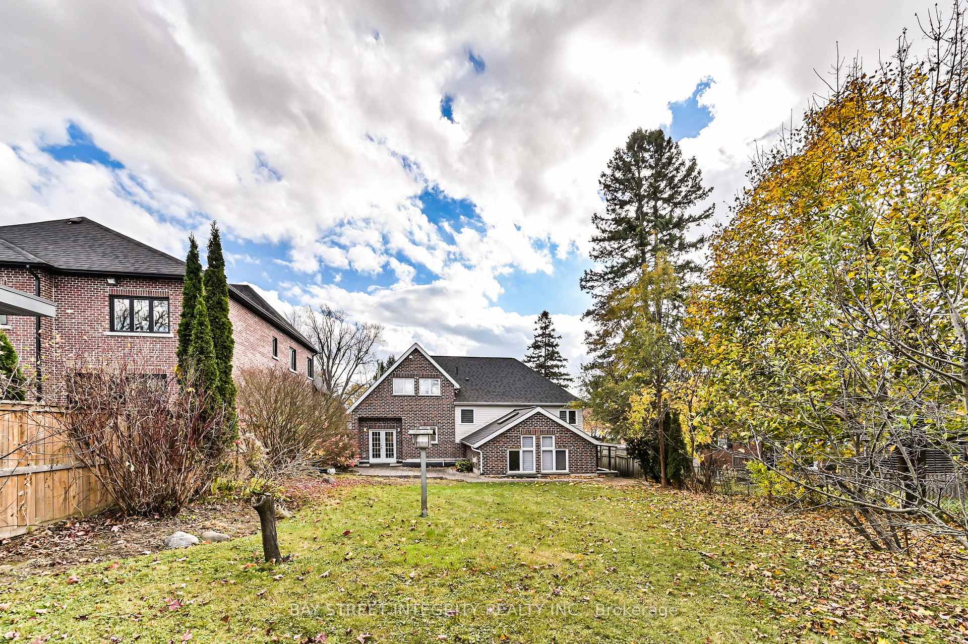 Photo 40 of 91 Roxborough Road, Newmarket, Gorham-College Manor — HOMEH