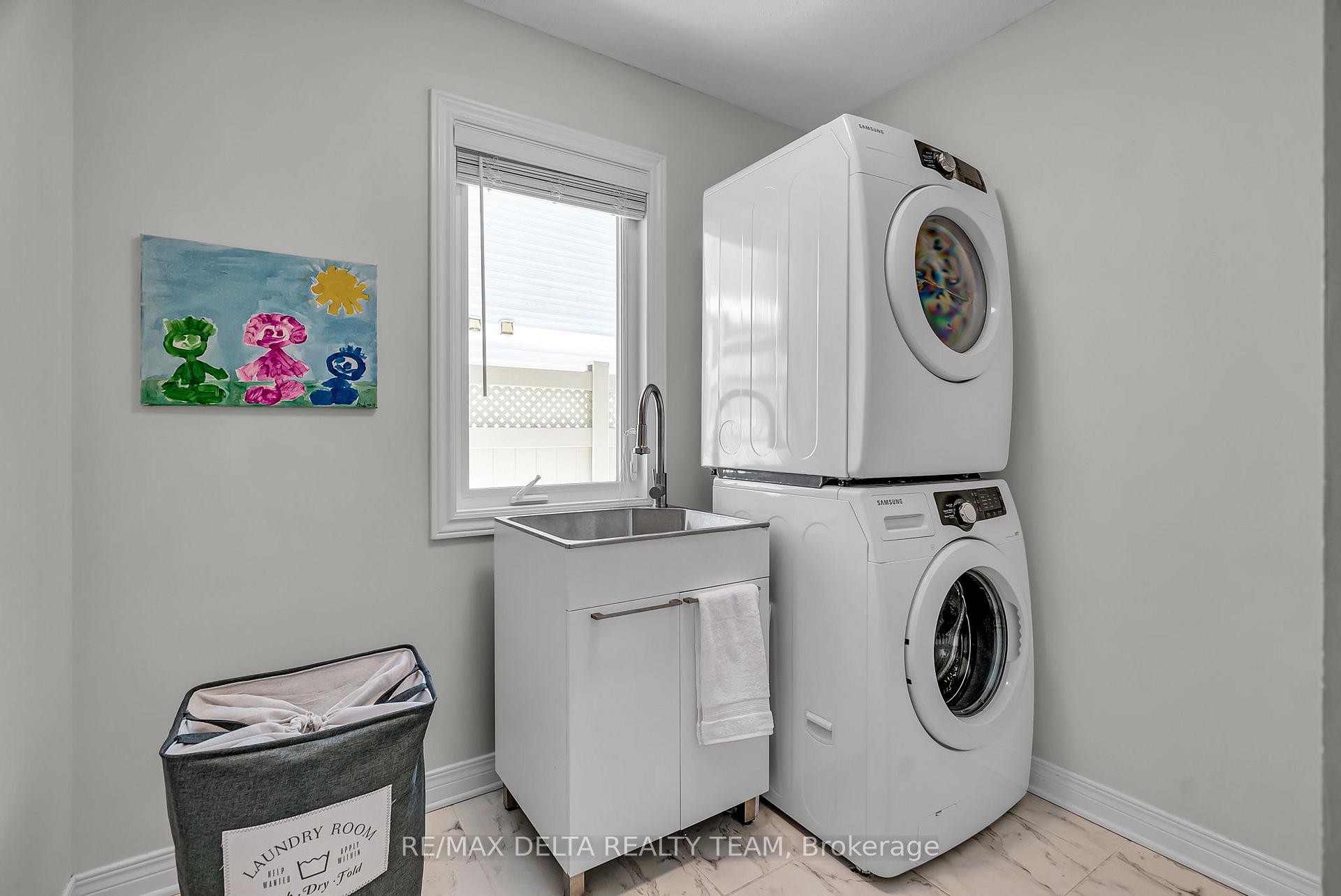 Photo 19 of 620 Glenside Terrace, Ottawa, Fallingbrook/Ridgemount — HOMEH