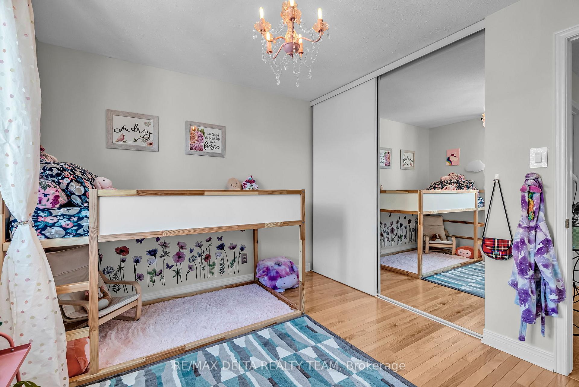 Photo 32 of 620 Glenside Terrace, Ottawa, Fallingbrook/Ridgemount — HOMEH