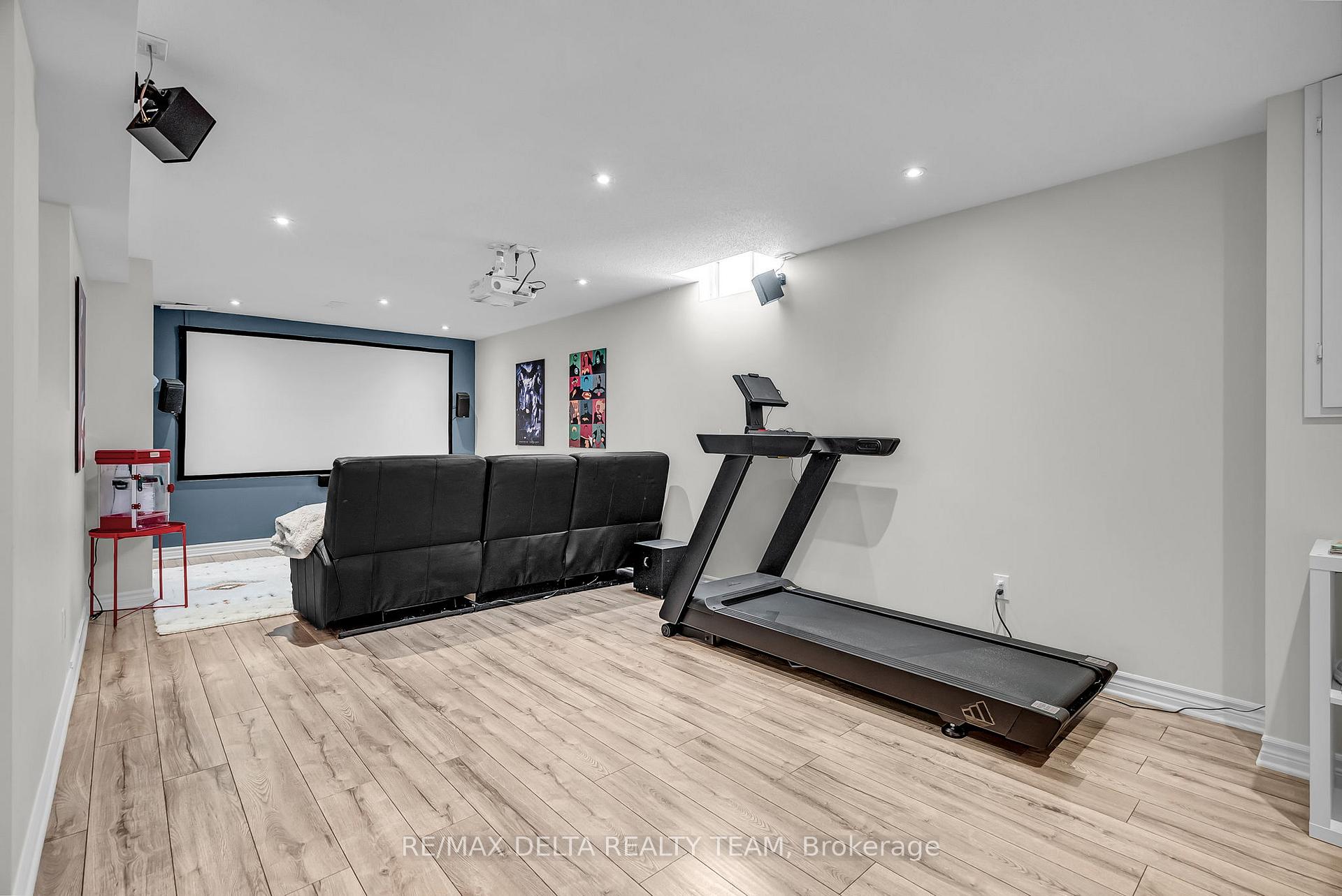 Photo 35 of 620 Glenside Terrace, Ottawa, Fallingbrook/Ridgemount — HOMEH