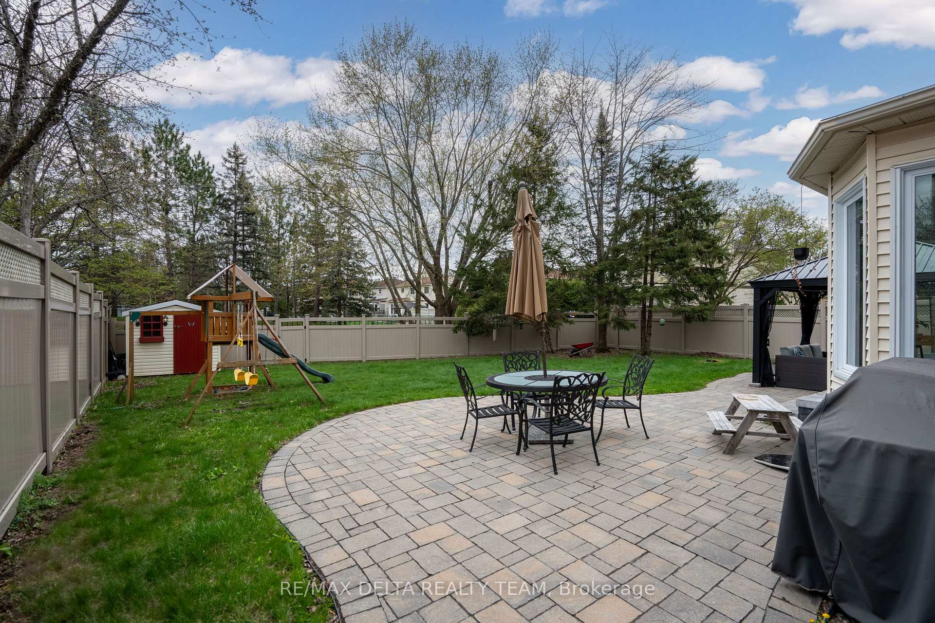 Photo 40 of 620 Glenside Terrace, Ottawa, Fallingbrook/Ridgemount — HOMEH