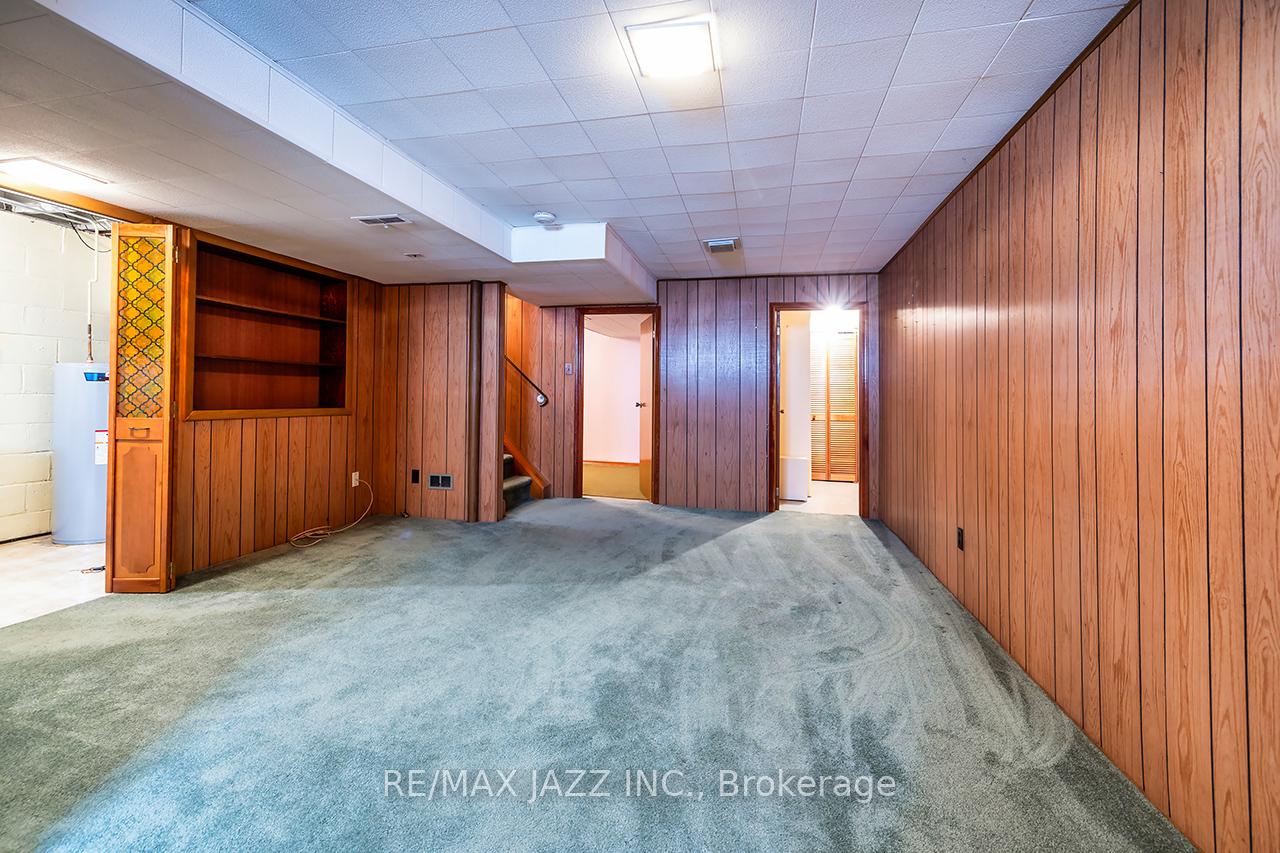 Photo 17 of 114 Fernhill Boulevard, Oshawa, McLaughlin — HOMEH