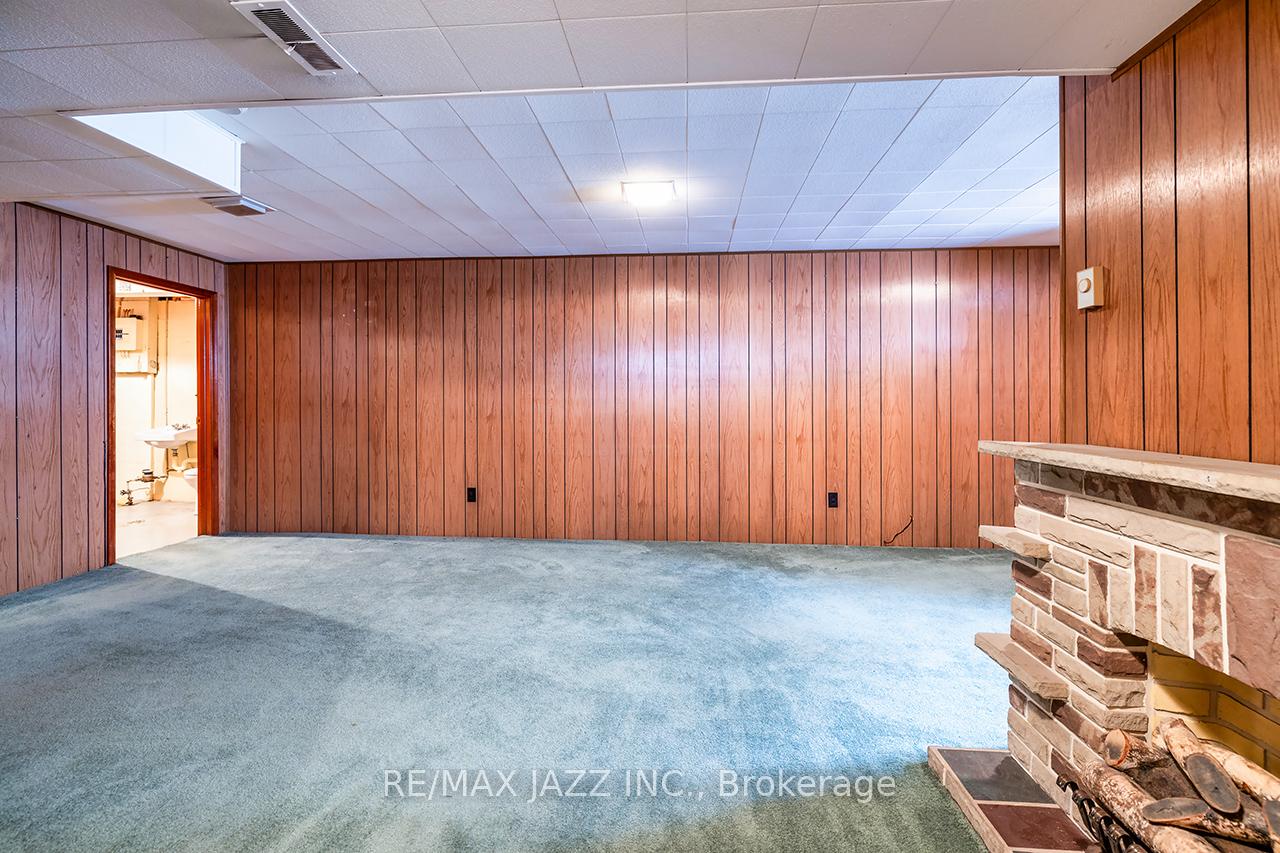 Photo 18 of 114 Fernhill Boulevard, Oshawa, McLaughlin — HOMEH