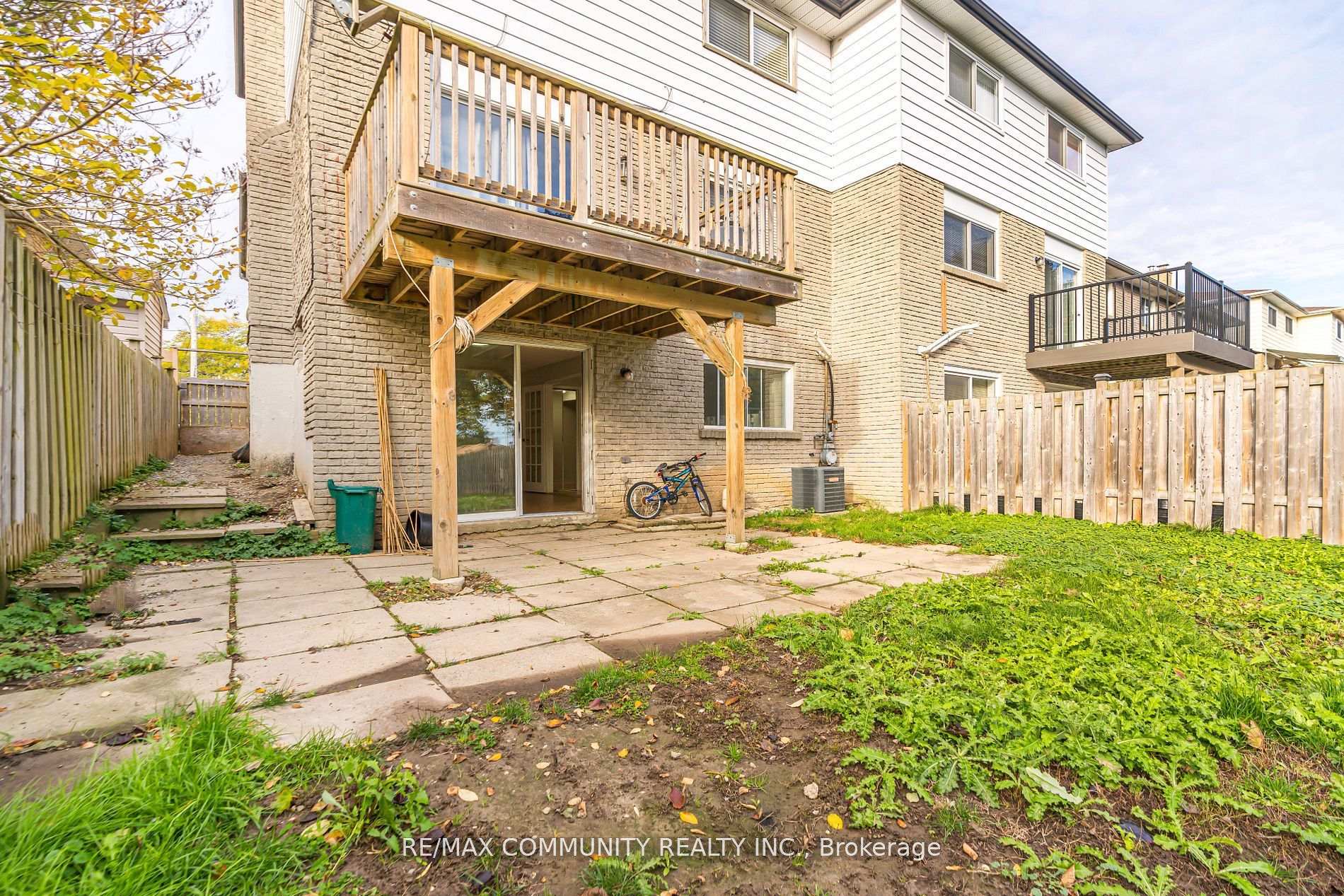 Photo 6 of 667 Westshore Boulevard N, Pickering, West Shore — HOMEH