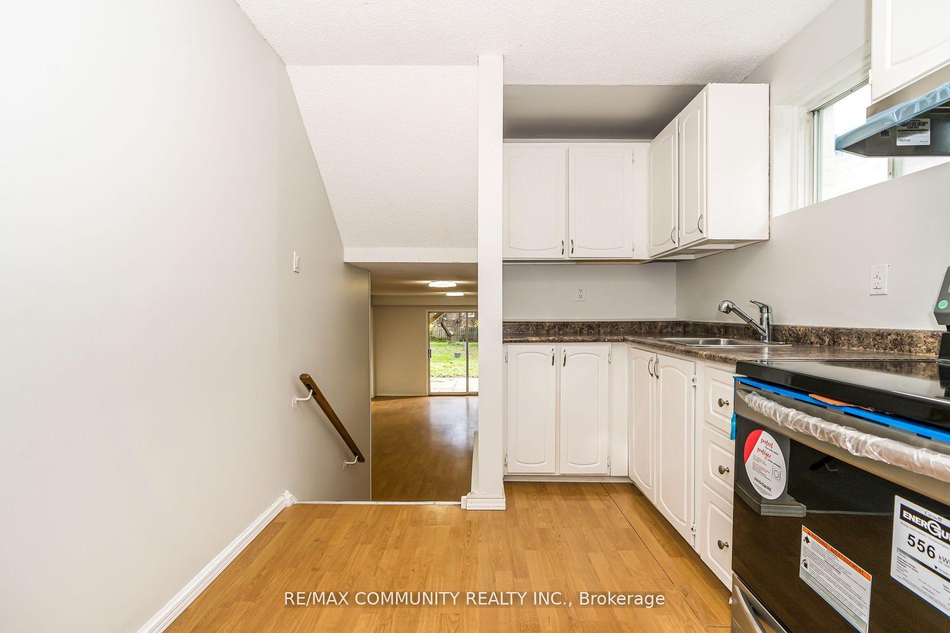 Photo 10 of 667 Westshore Boulevard N, Pickering, West Shore — HOMEH