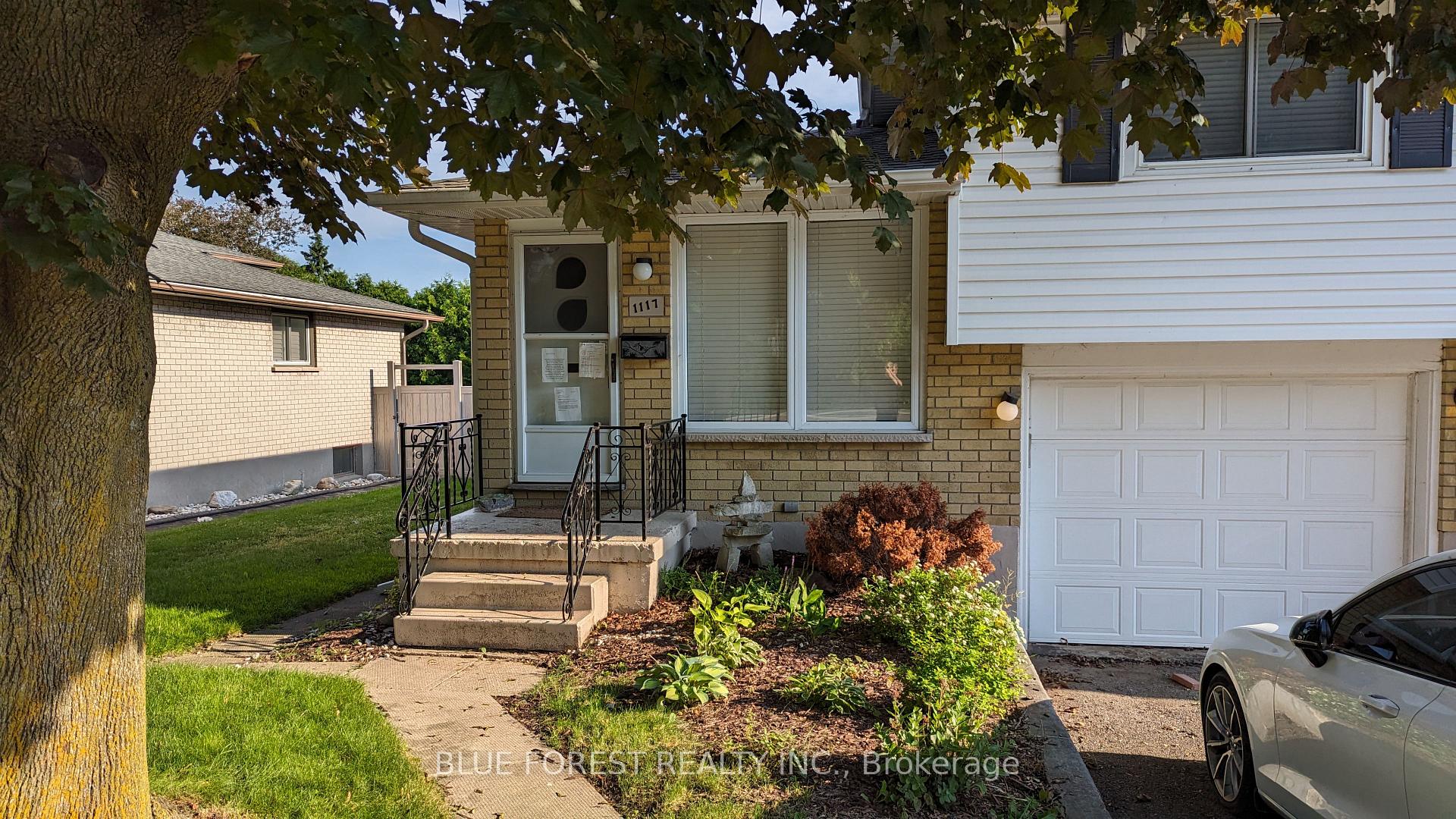 Front of 1117 Byron Baseline Road