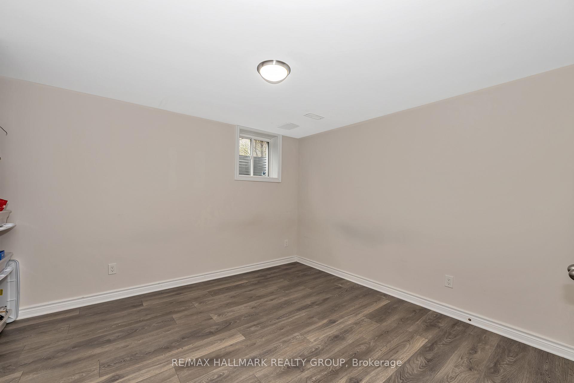 Photo 30 of 160 Bartonia Circle, Ottawa, Avalon West — HOMEH