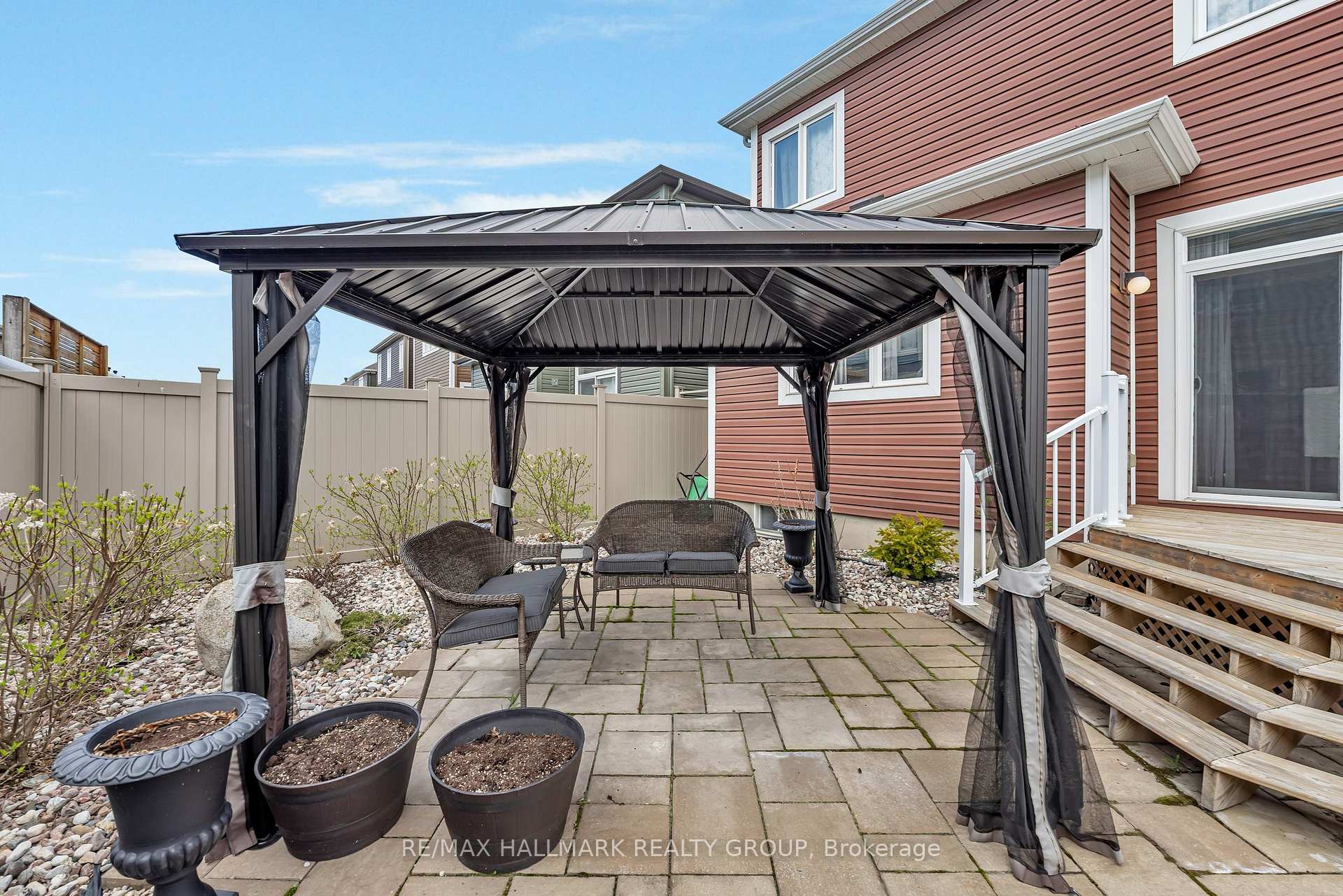 Photo 34 of 160 Bartonia Circle, Ottawa, Avalon West — HOMEH