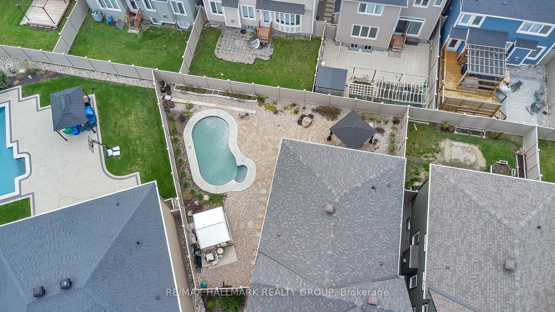 Photo 36 of 160 Bartonia Circle, Ottawa, Avalon West — HOMEH