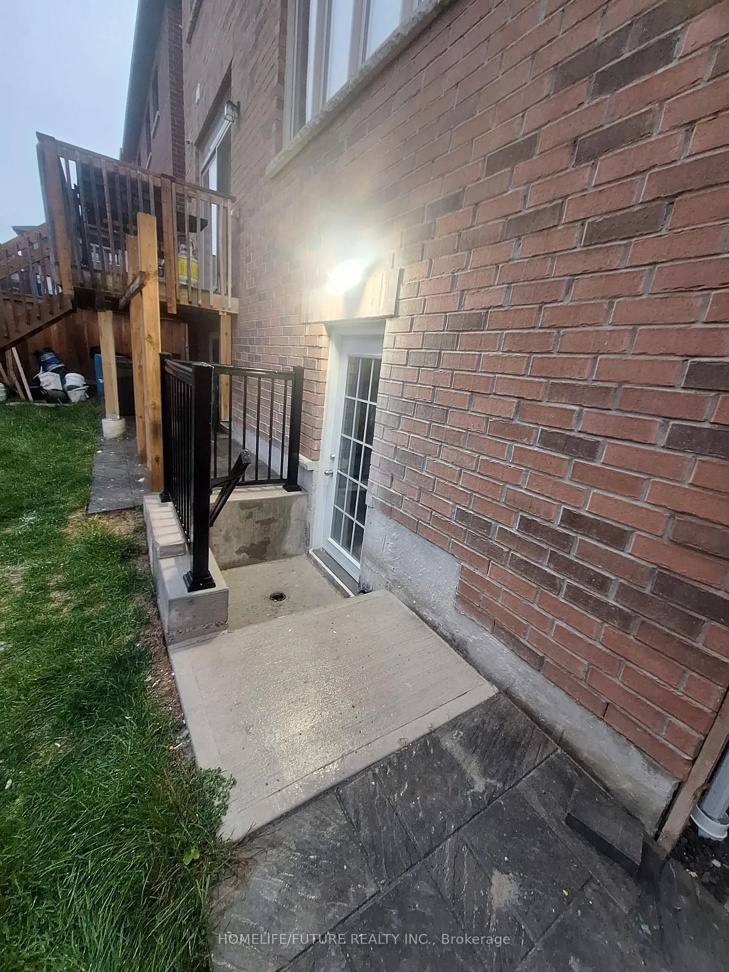 Photo 1 of Unit Bsmt, 1107 Cactus Crescent, Pickering, Rural Pickering — HOMEH