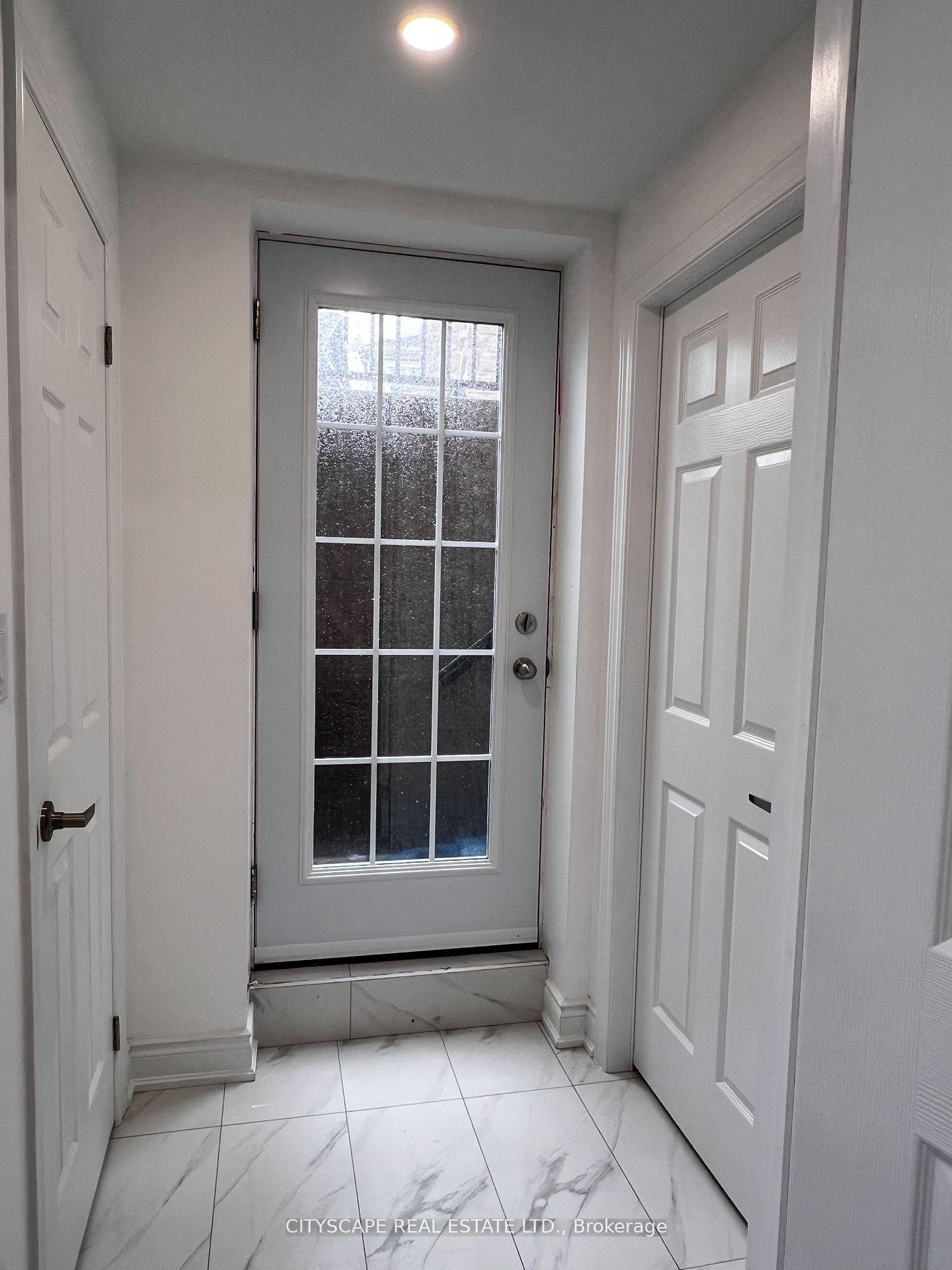 Photo 2 of 343 Primrose Crescent W, Milton, Walker — HOMEH