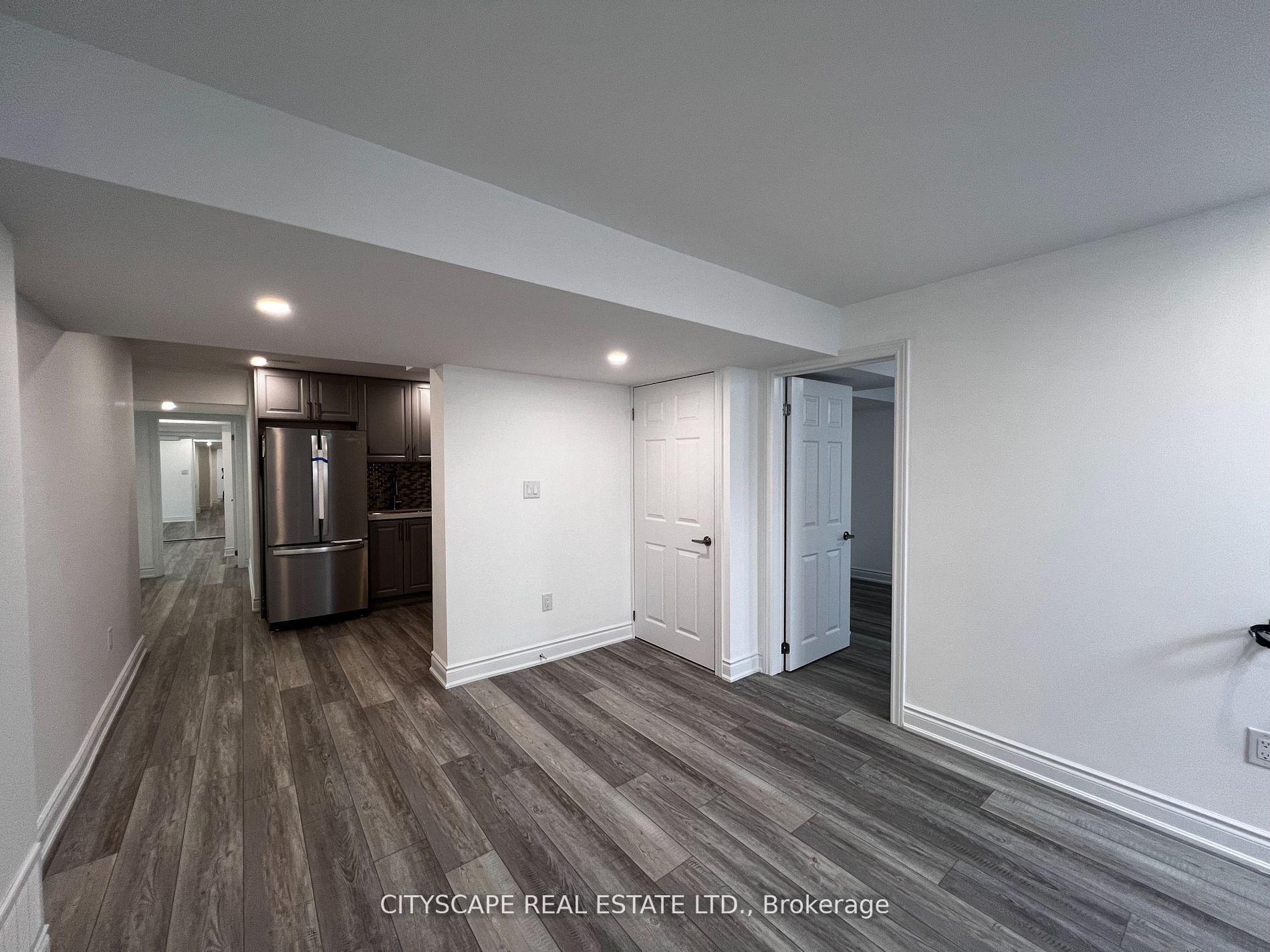 Photo 7 of 343 Primrose Crescent W, Milton, Walker — HOMEH