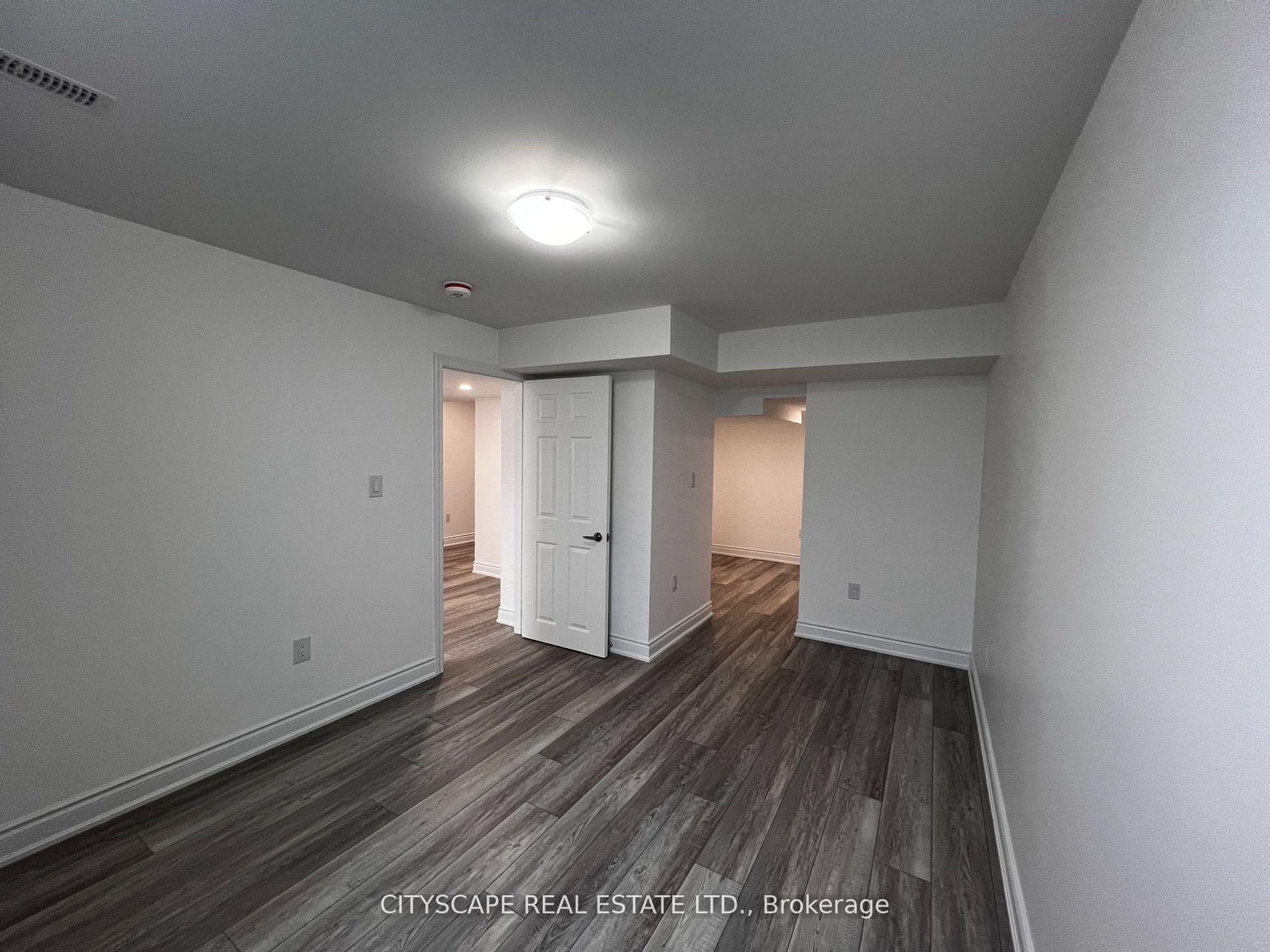 Photo 10 of 343 Primrose Crescent W, Milton, Walker — HOMEH