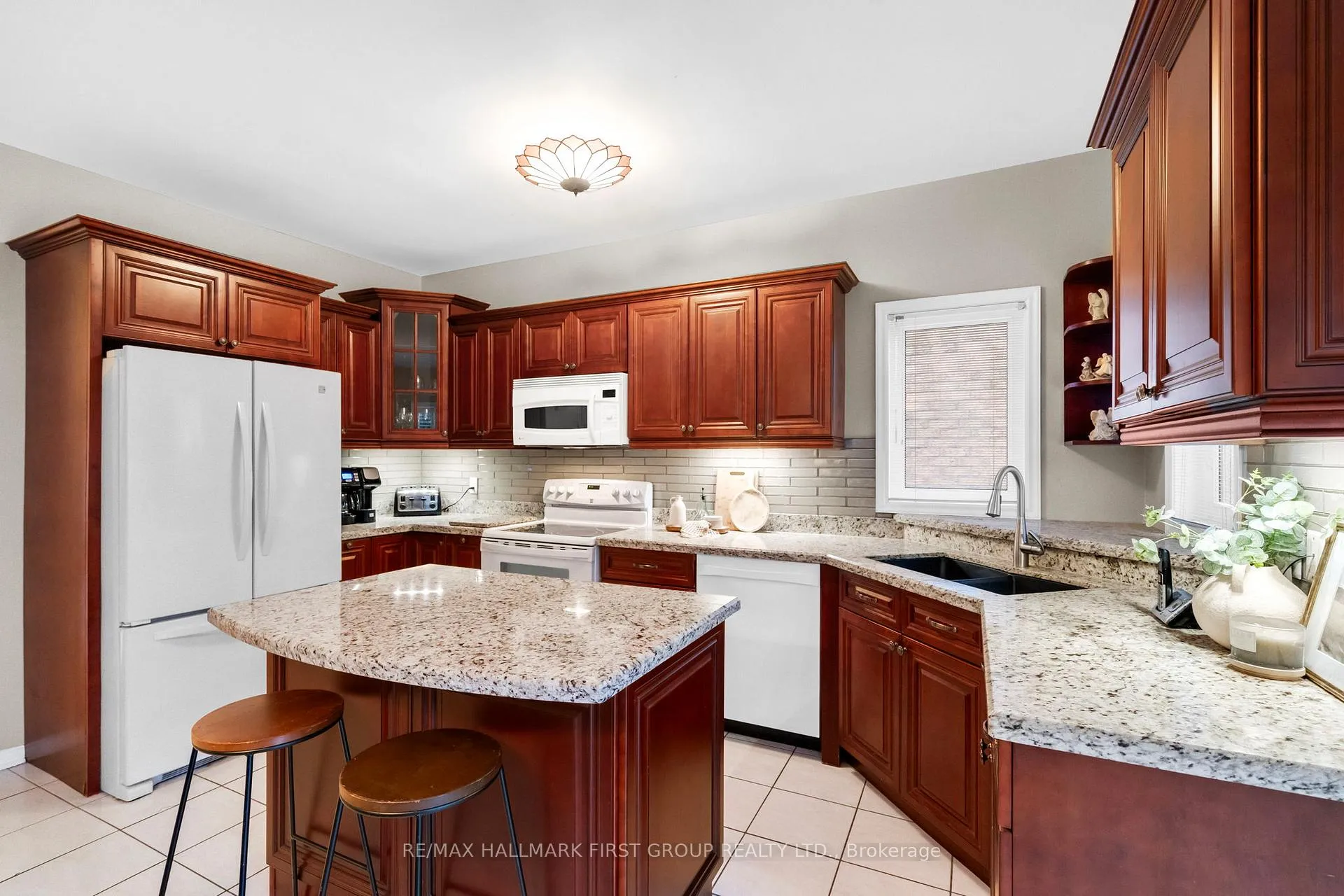 Photo 5 of 1907 Woodview Avenue, Pickering, Highbush — HOMEH