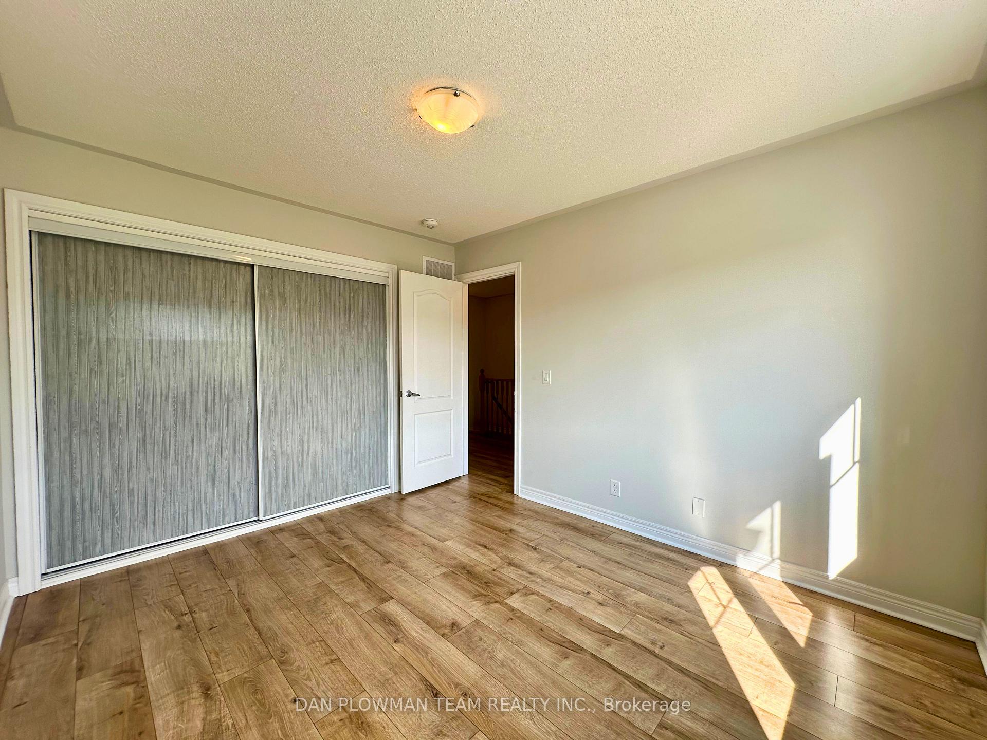 Photo 17 of 86 Tabaret Crescent, Oshawa, Windfields — HOMEH