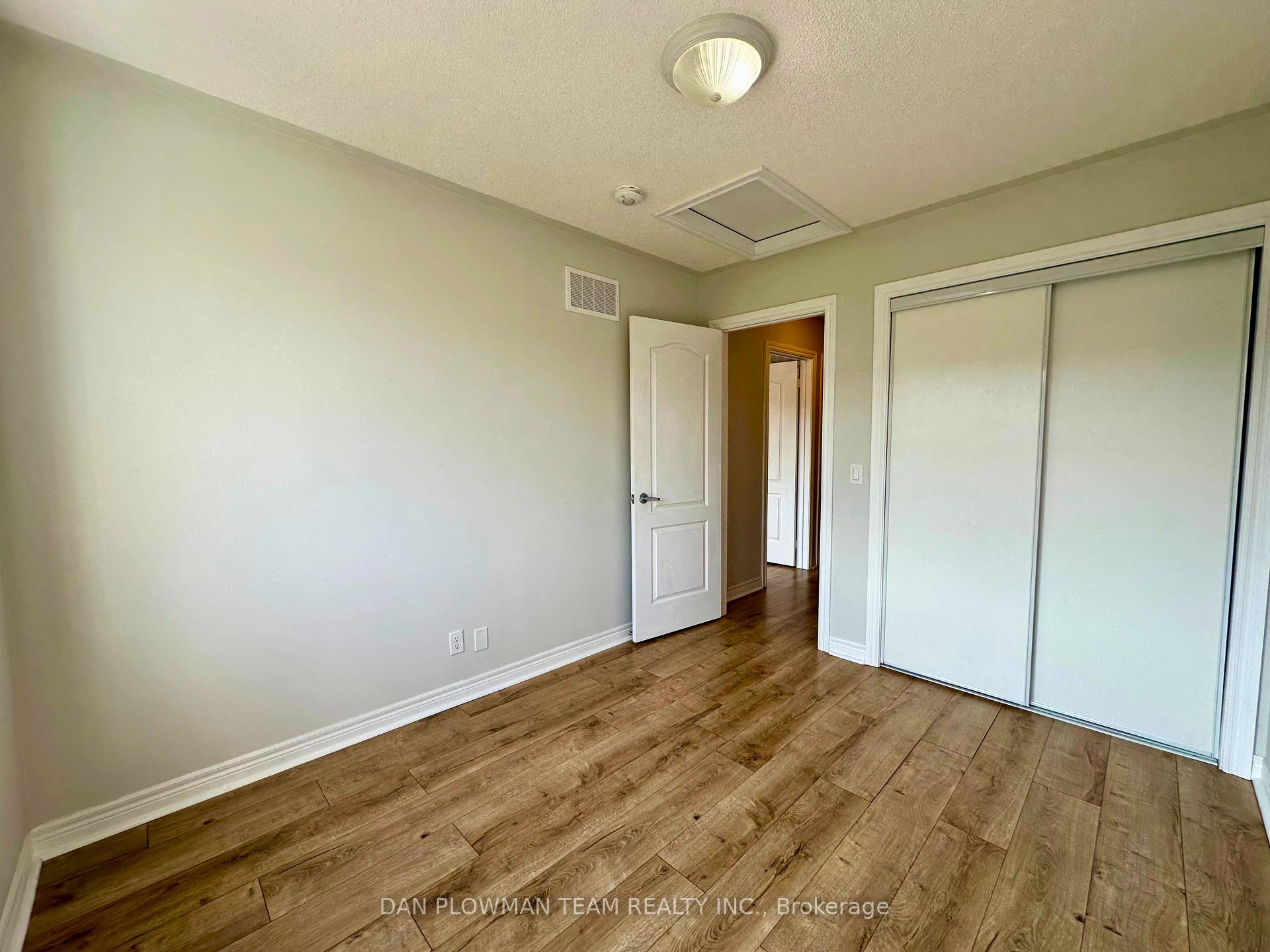 Photo 20 of 86 Tabaret Crescent, Oshawa, Windfields — HOMEH