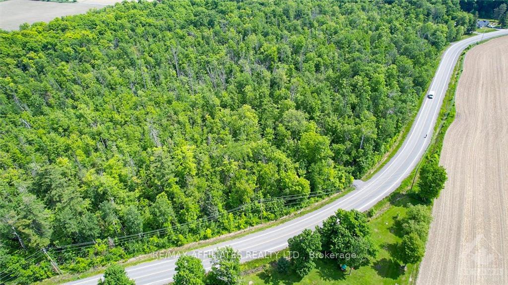 Photo 2 of 2611 Wilhaven Drive, Ottawa, Cumberland West — HOMEH