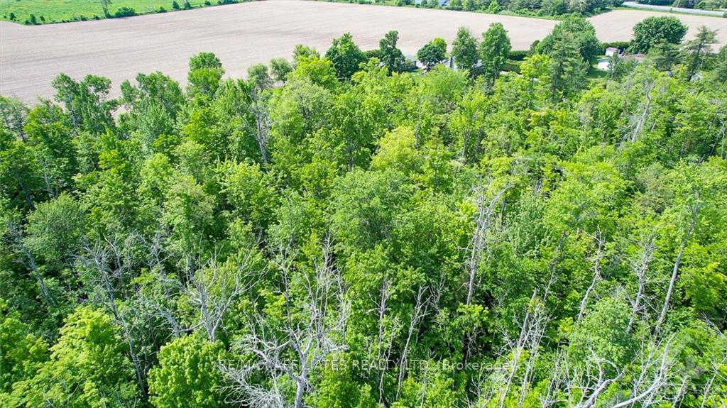 Photo 14 of 2611 Wilhaven Drive, Ottawa, Cumberland West — HOMEH