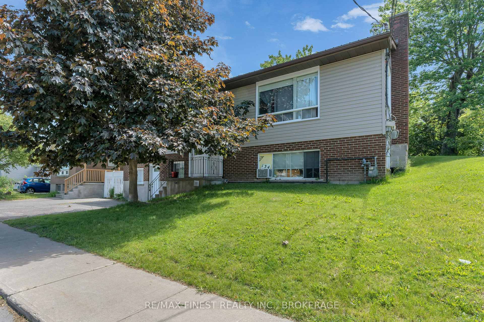 Photo 2 of 134 Raglan Road, Kingston, East of Sir John A. Blvd — HOMEH