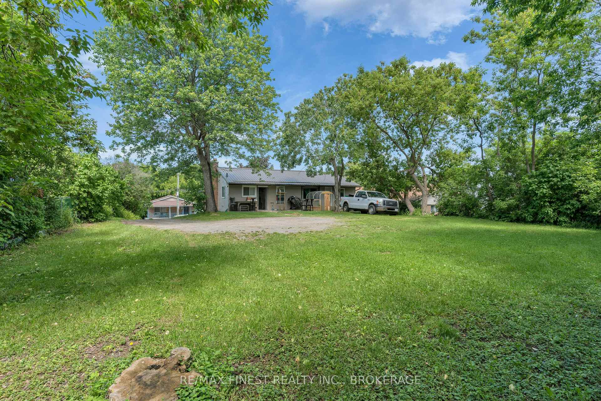 Photo 32 of 134 Raglan Road, Kingston, East of Sir John A. Blvd — HOMEH